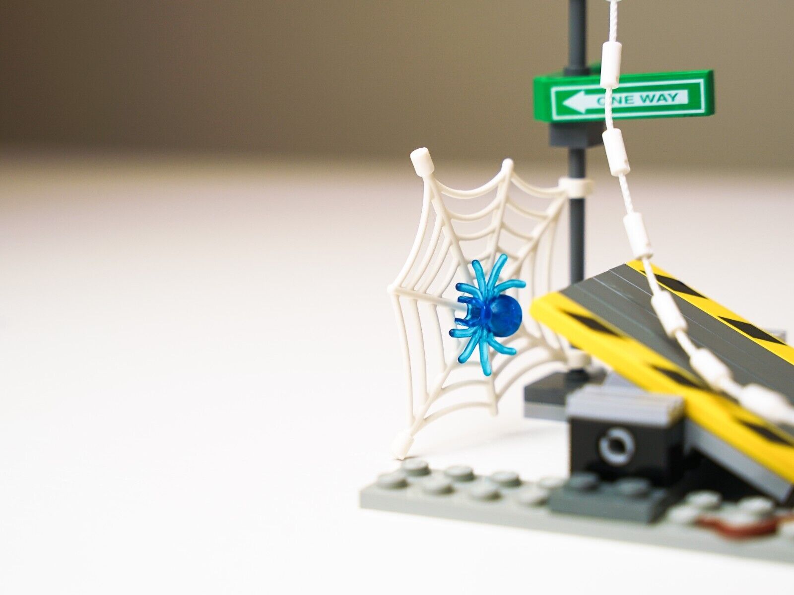 LEGO Spider-Man 2: Spider-Man's Street Chase (4853) Complete with Manual - Video - StudBee