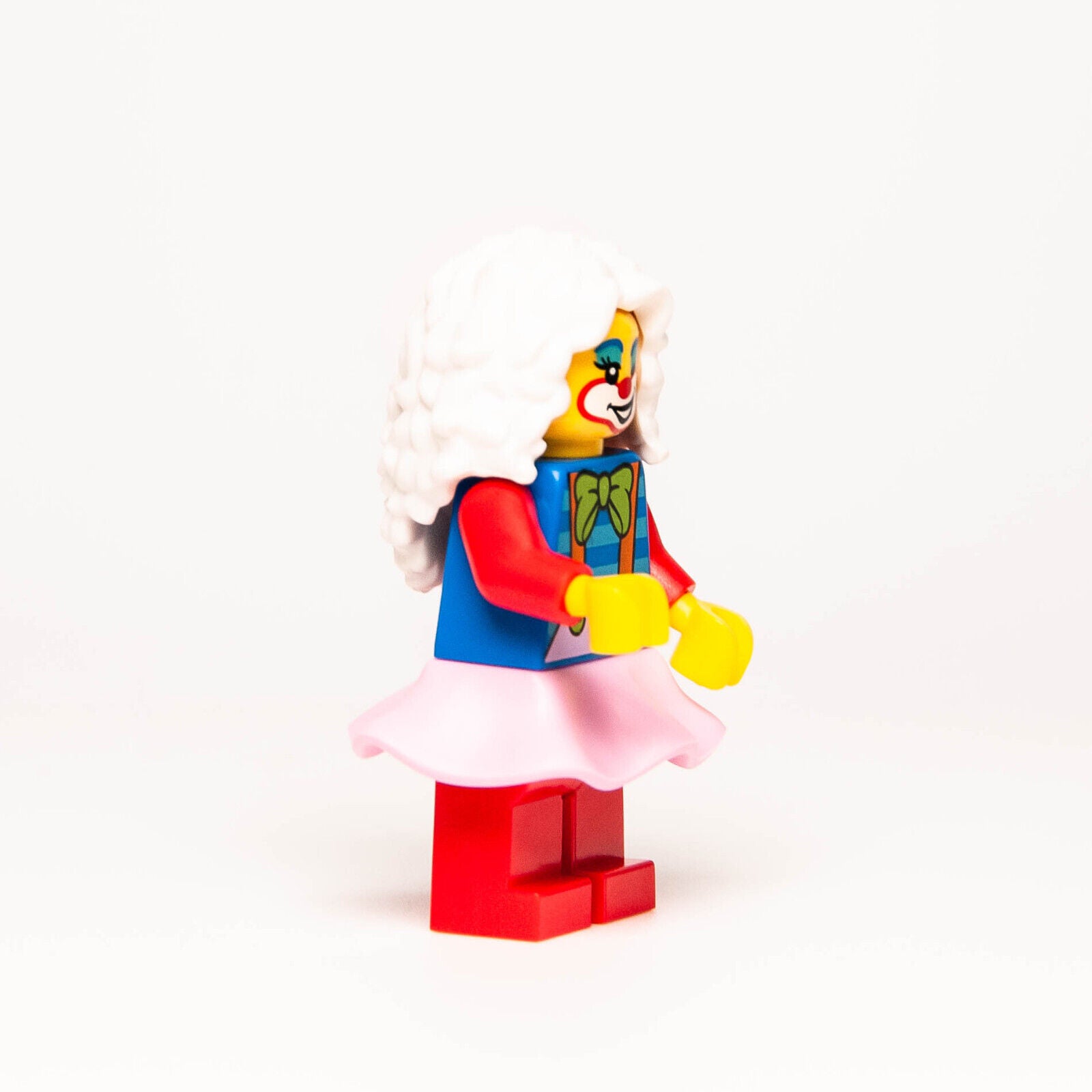 New LEGO BAM 2024 Minifigure - Female Clown, White Hair Pink Skirt - Birthday( - StudBee