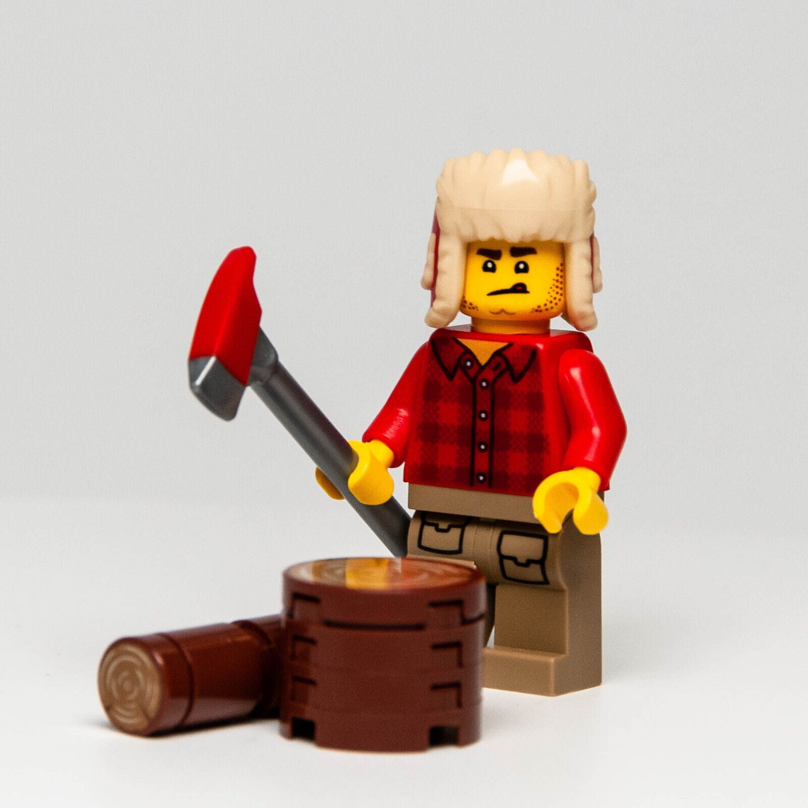 Lego LUMBERJACK Minifigure Scene - Plaid Flannel Shirt, Axe, Wood Logs, Ushanka - StudBee