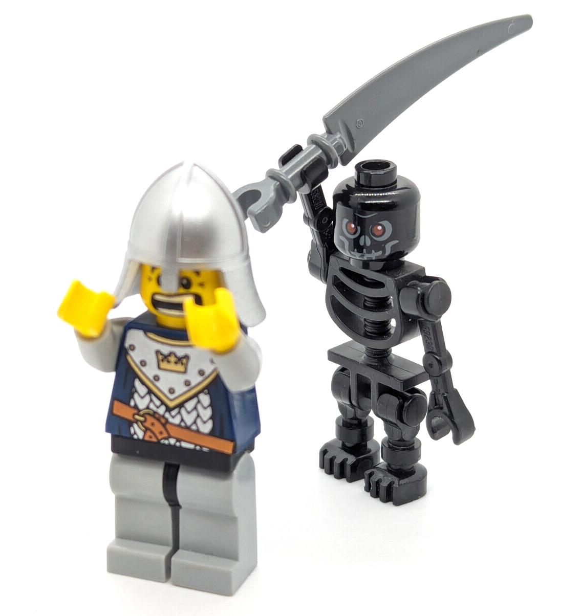 Lego Castle Fantasy Era Minifigures: Crown Knight & Black Skeleton (cas341) 7092 - StudBee
