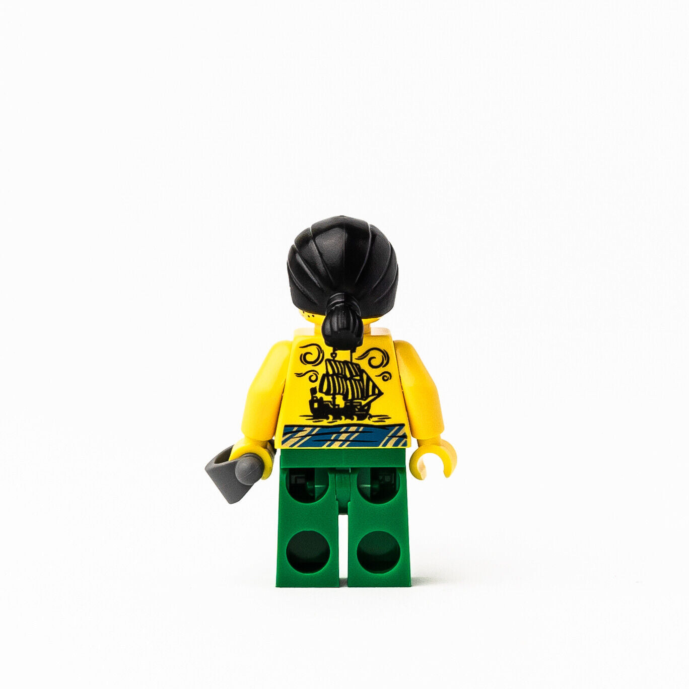 New LEGO Tattooga w/ Sword Minifigure - Pirates of Barracuda Bay (idea072) - StudBee