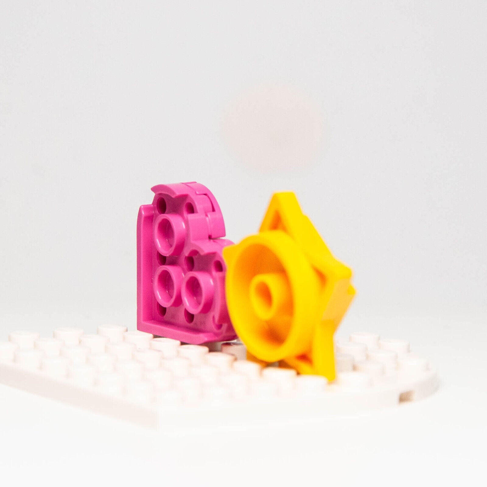 LEGO Movie 2 Minifigures -Brick Built Heart and Star 70829 70838 70830 (tlm - StudBee