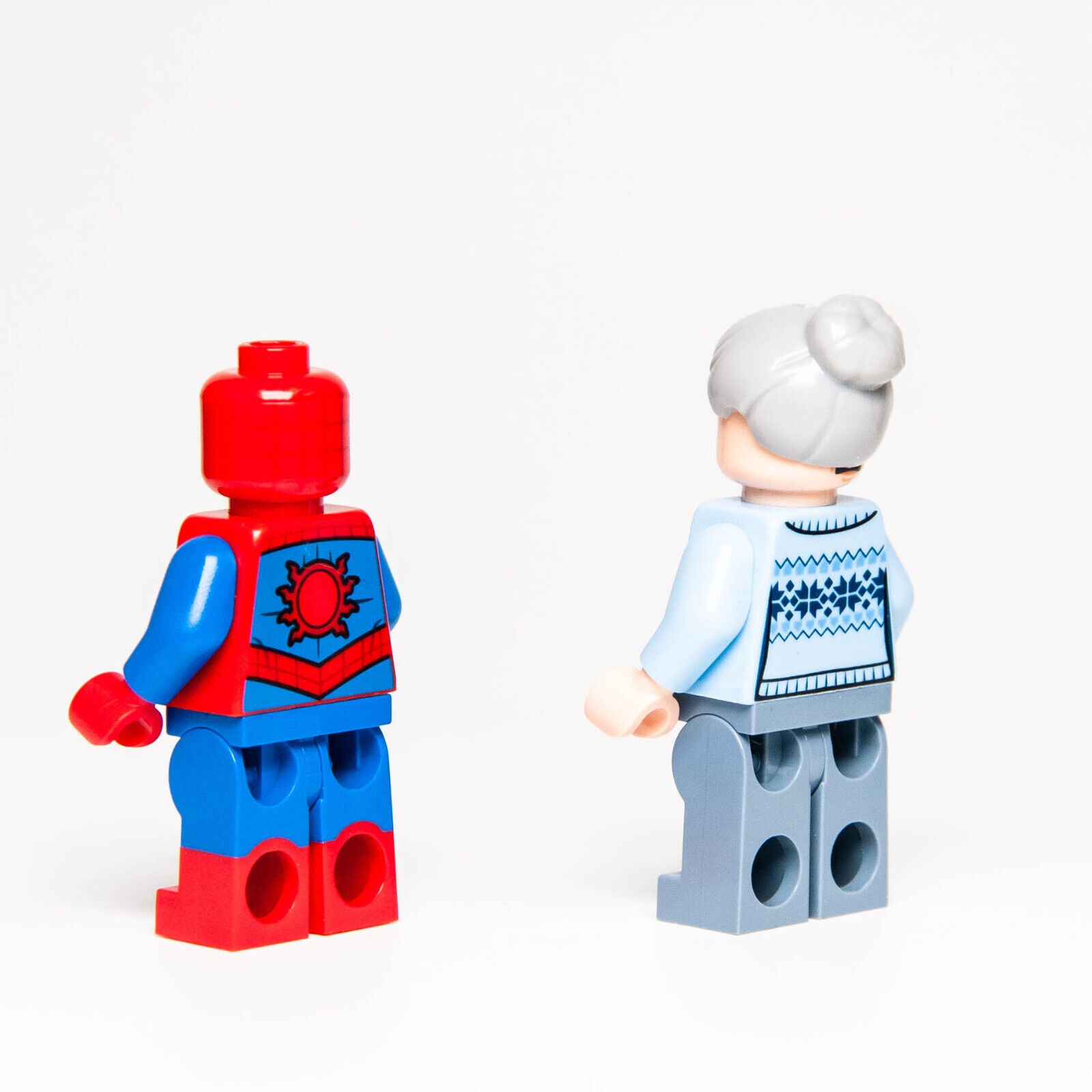 Lego 76115 Minifigure Lot : Spider-Man (sh536) & Aunt May (sh544) Mech vs. Venom - StudBee