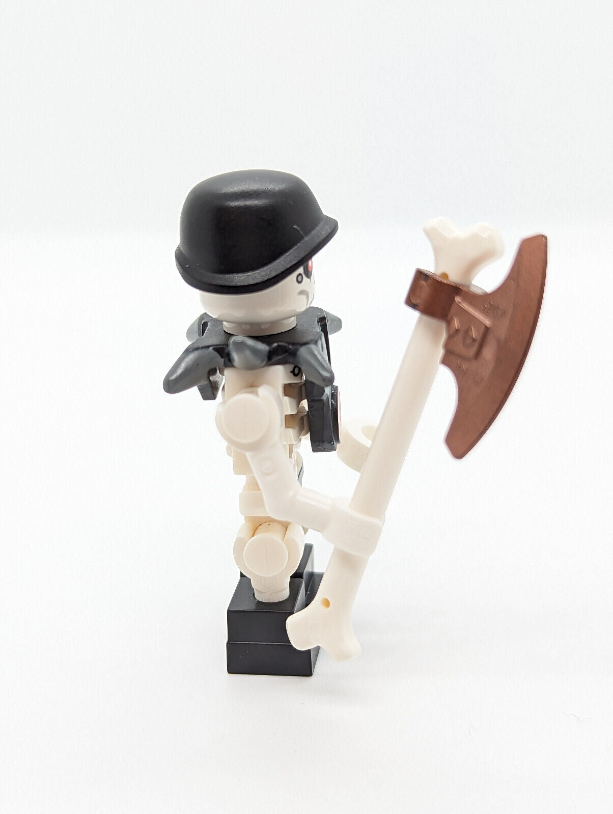 LEGO Ninjago Golden Weapons: Chopov with Helmet (njo005) 2259 Skull Motorbike - StudBee