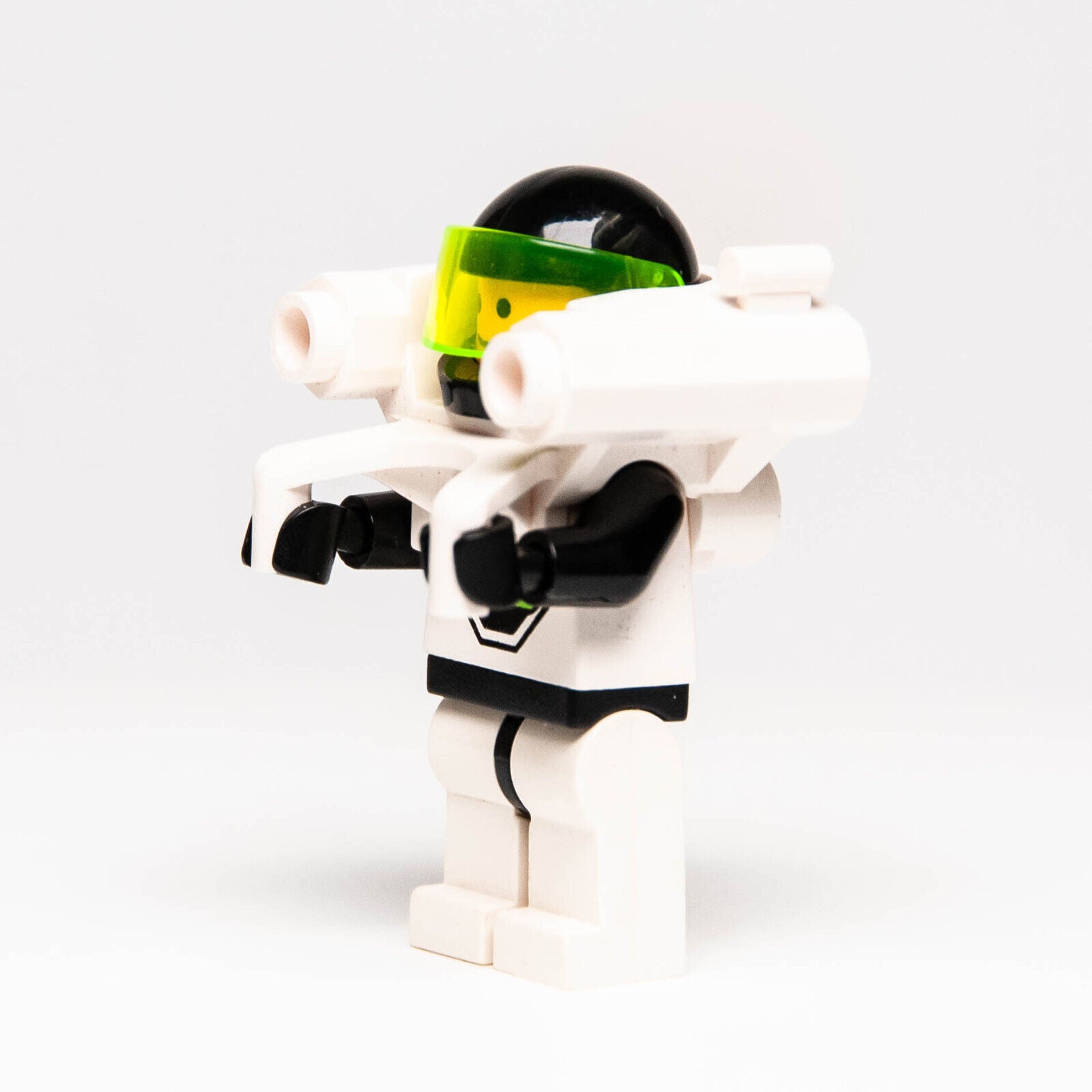 Lego Space Minifigure - Blacktron II Trooper with Jet Pack (sp055) 6981 - StudBee