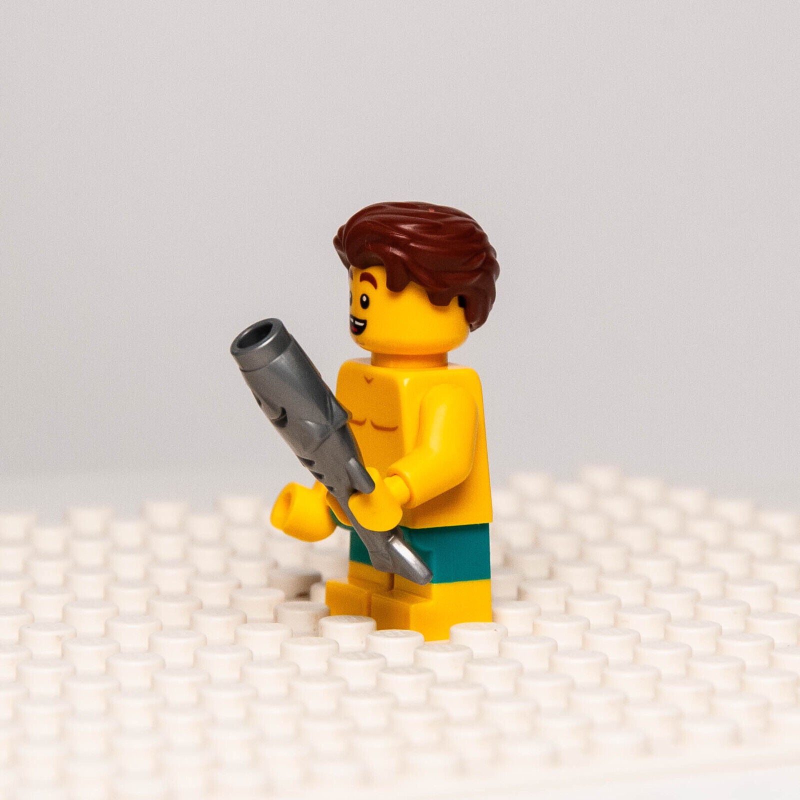 New Lego BAM 2023 Q2 Minifigure - Bare Chest, Duck Tattoo w/ Short Legs, Swim - StudBee