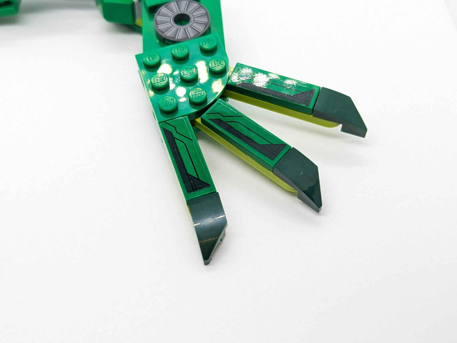 LEGO Marvel Spider-Man The Vulture Minifigure w/ Wings and Weapon 76114 sh538 - StudBee