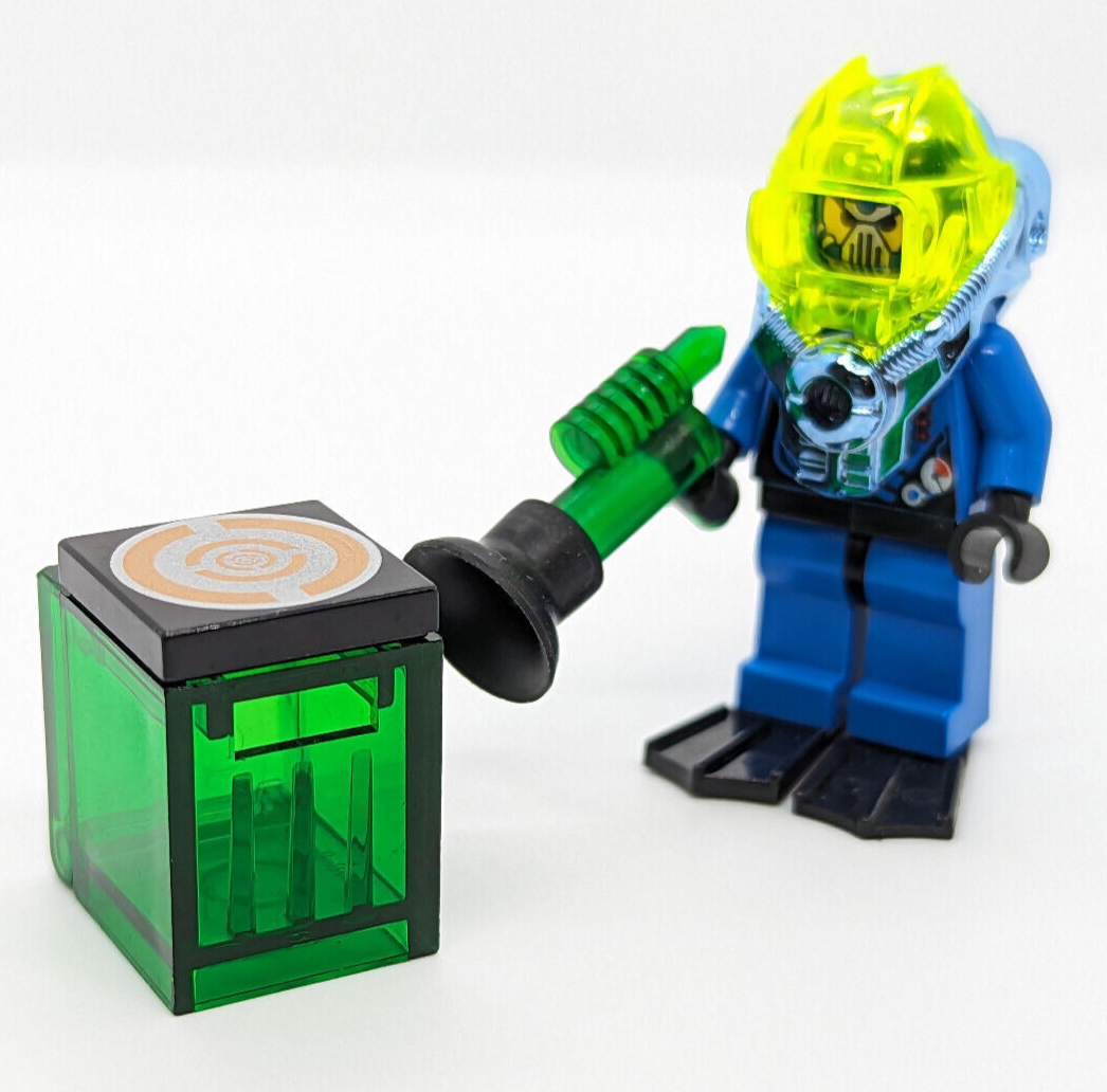 Lego Aquazone Hydronaut Diver - Navigator Hip Muddy Waders (aqu009) Suction Gun - StudBee