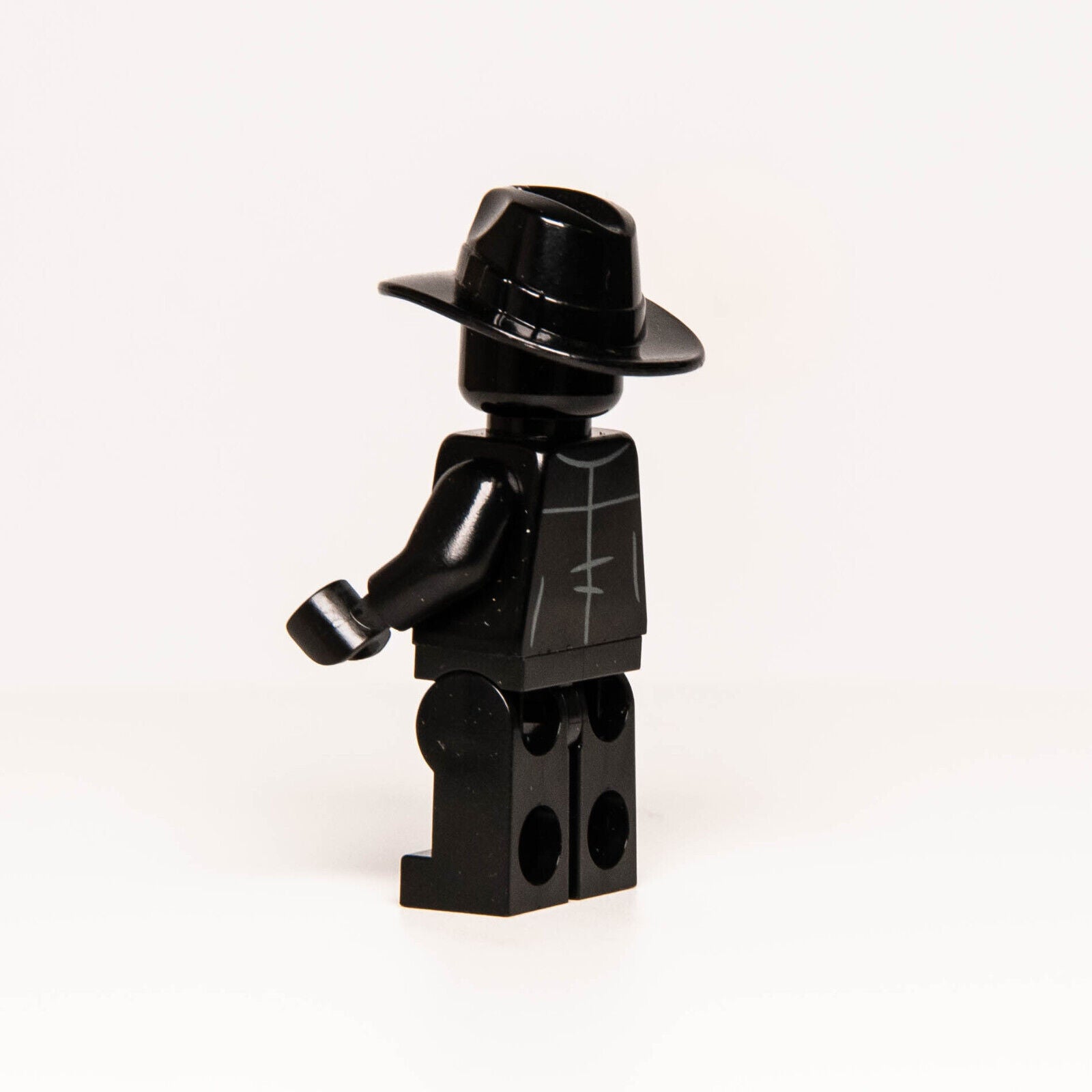 LEGO Spider-Man Noir Minifigure w/ Shirt Tail 76150 (sh614a) - StudBee