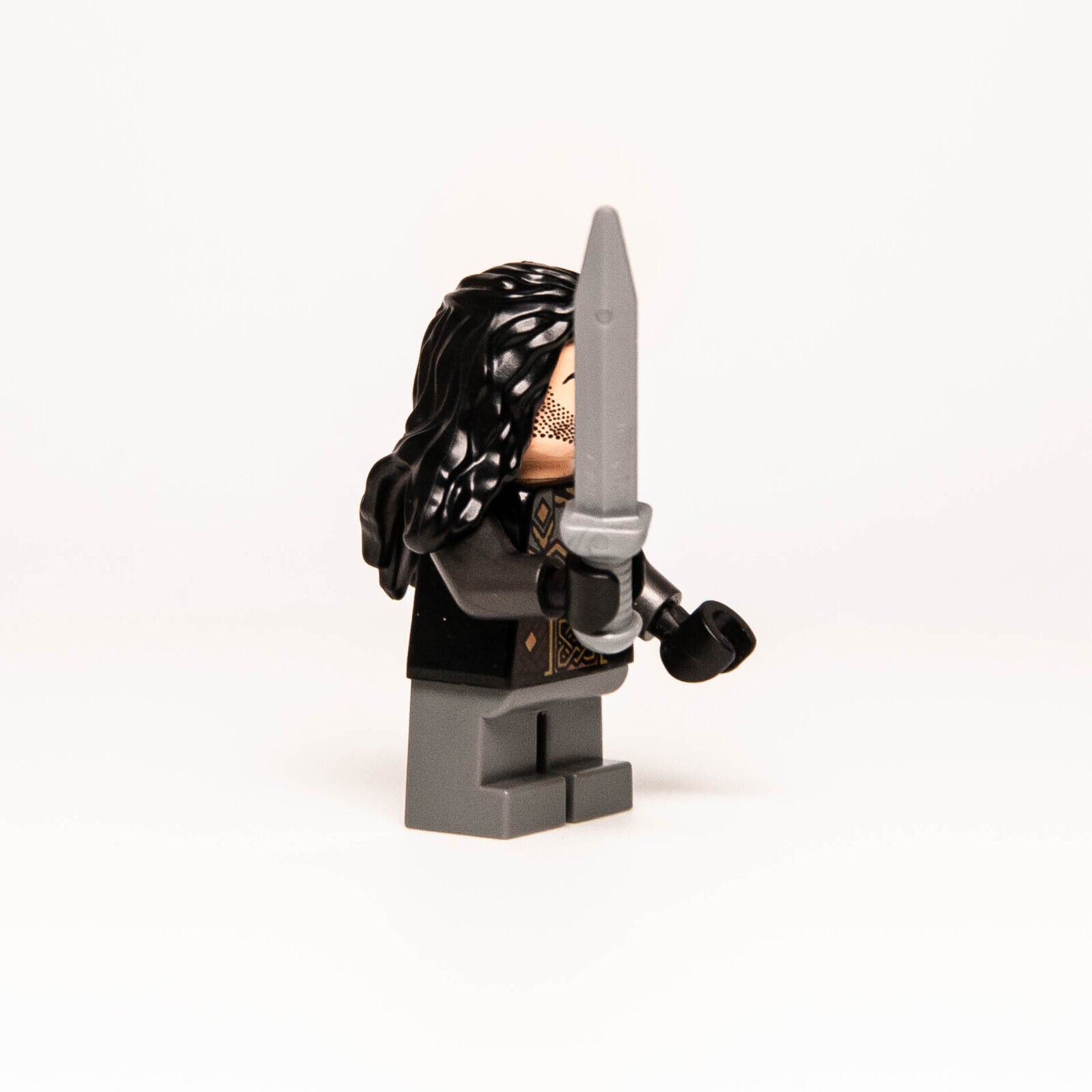 Lego LoTR Hobbit Minifigure - Kili the Dwarf Gold (lor096) 79018 Lonely Mountain - StudBee