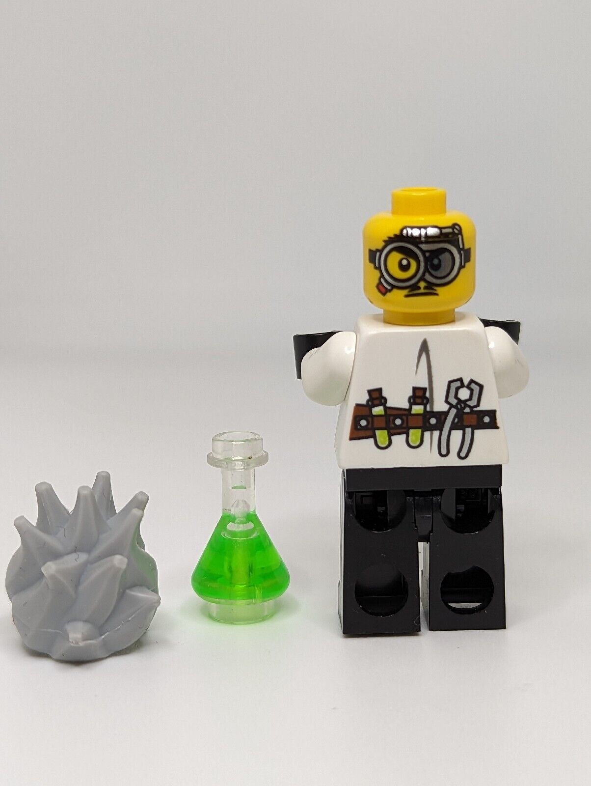 LEGO Crazy Mad Scientist Minifigure Monster Fighters 9466 (mof016) - StudBee