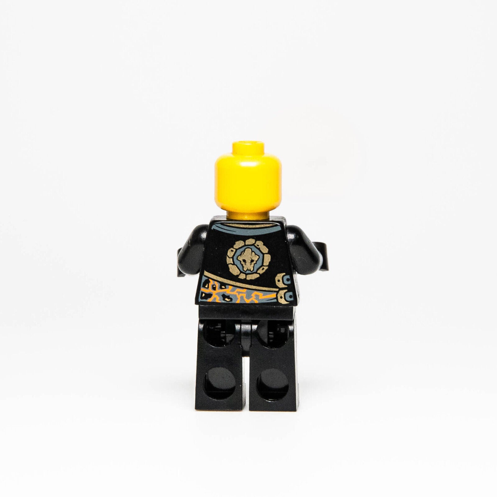 Lego Ninjago Minifigure - Cole Rebooted, Shoulder Armor (njo139) 891503 - StudBee