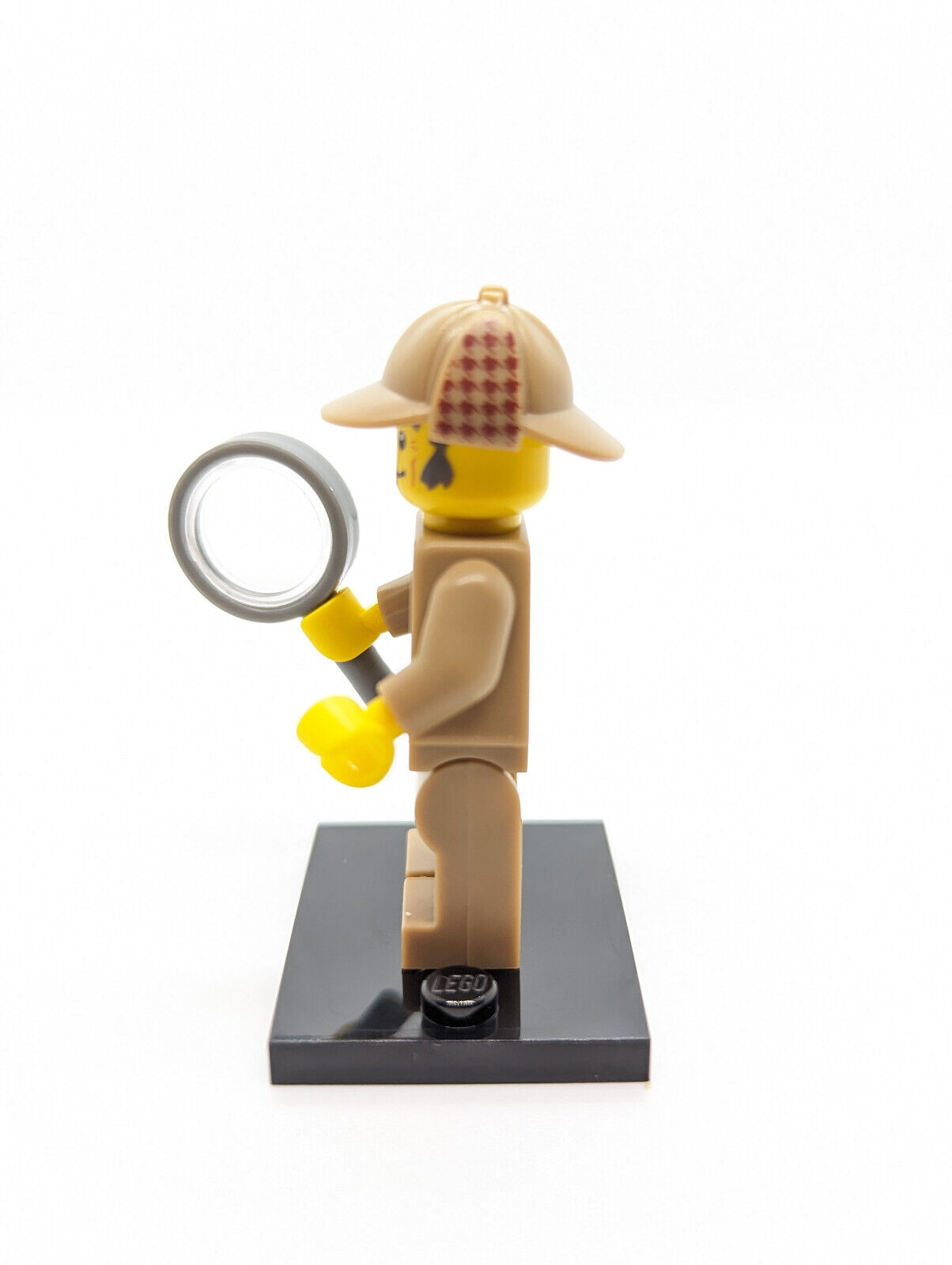 LEGO CMF 8805 Series 5 Minifigure - Sherlock Holmes Detective (col05-11) - StudBee
