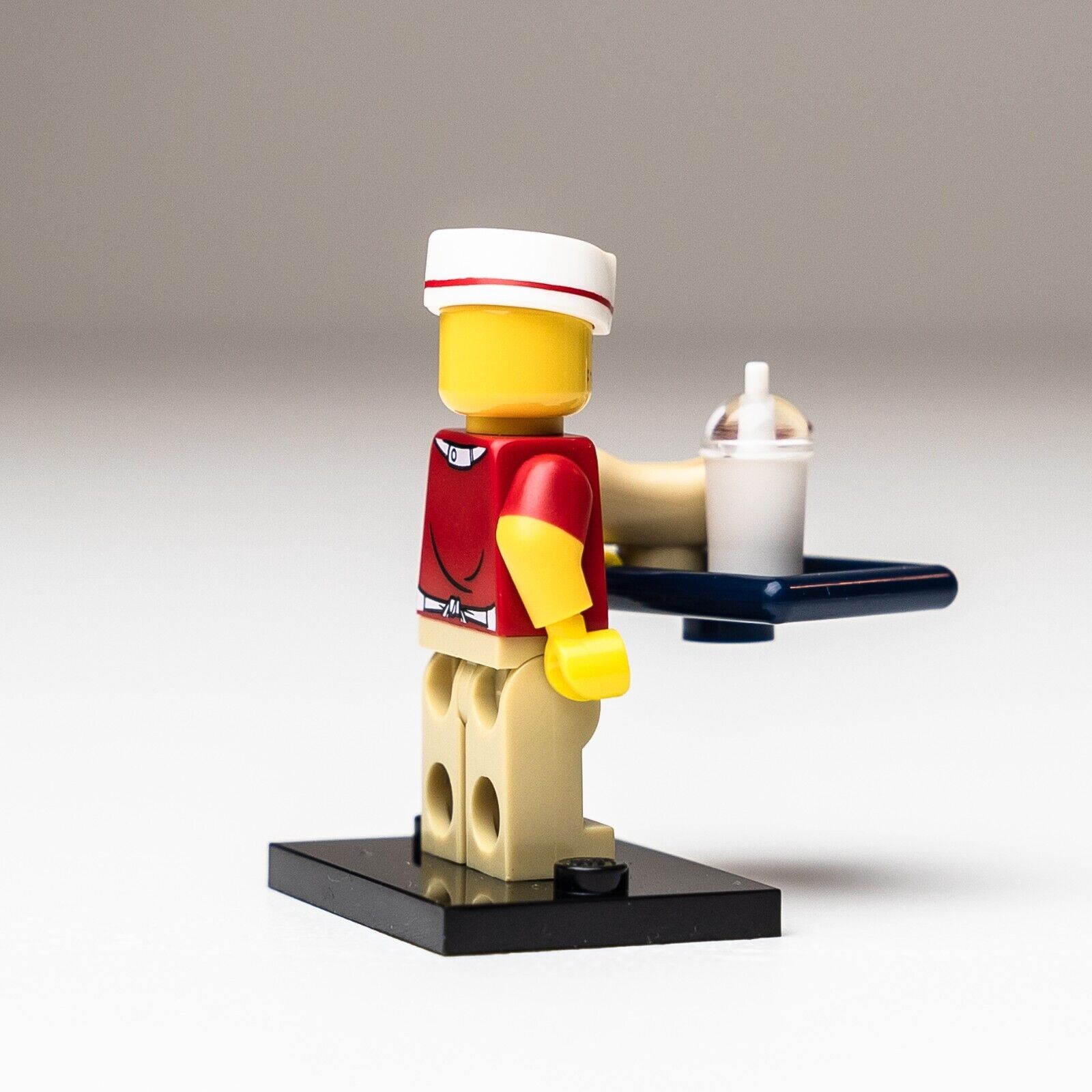 SEALED Lego 71018 Series 17 CMF: Hot Dog Vendor Milkshake Tray Waiter (col17-6) - StudBee