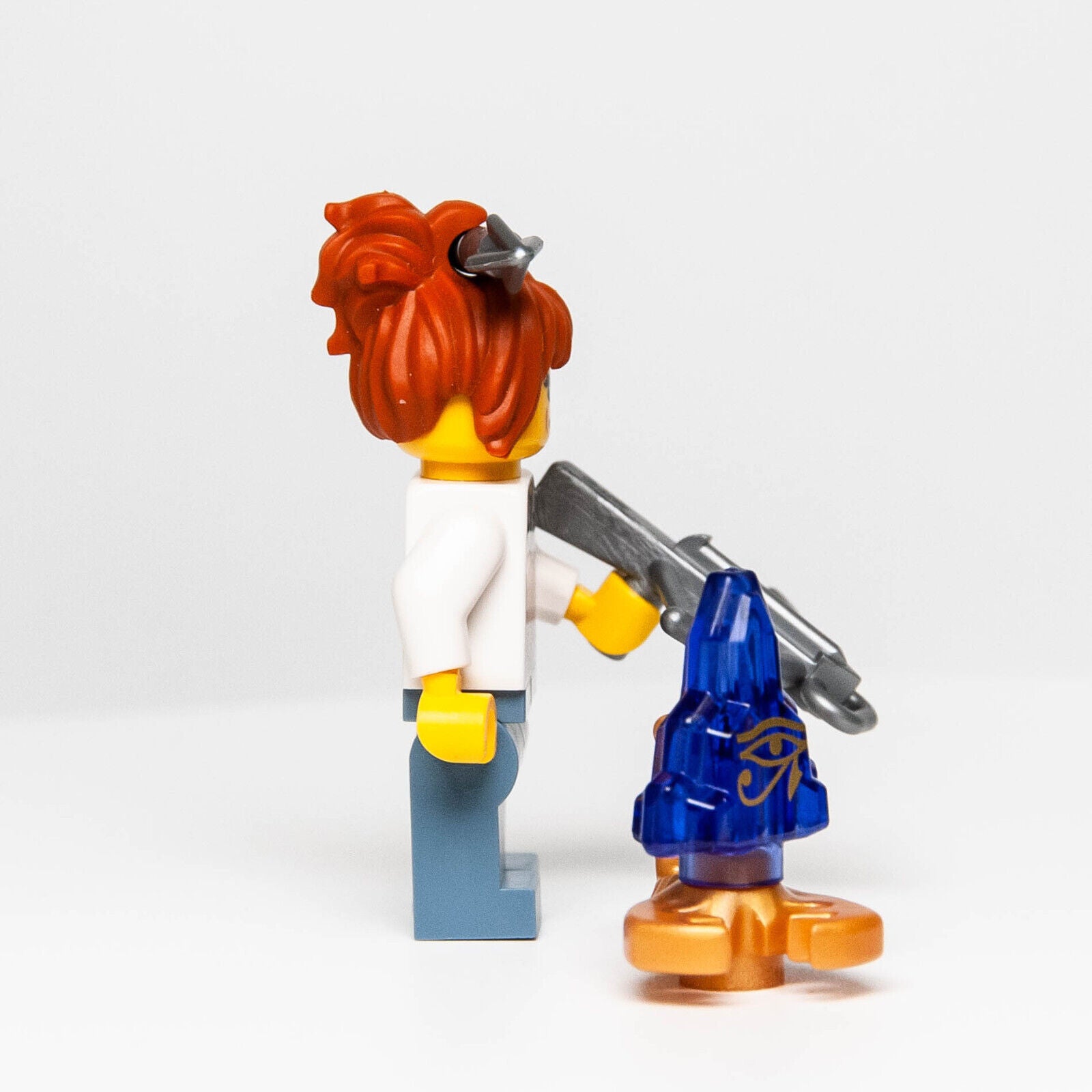 LEGO Minifigure Ann Lee (mof002) Monster Fighters w/ Crossbow & Crystal - StudBee