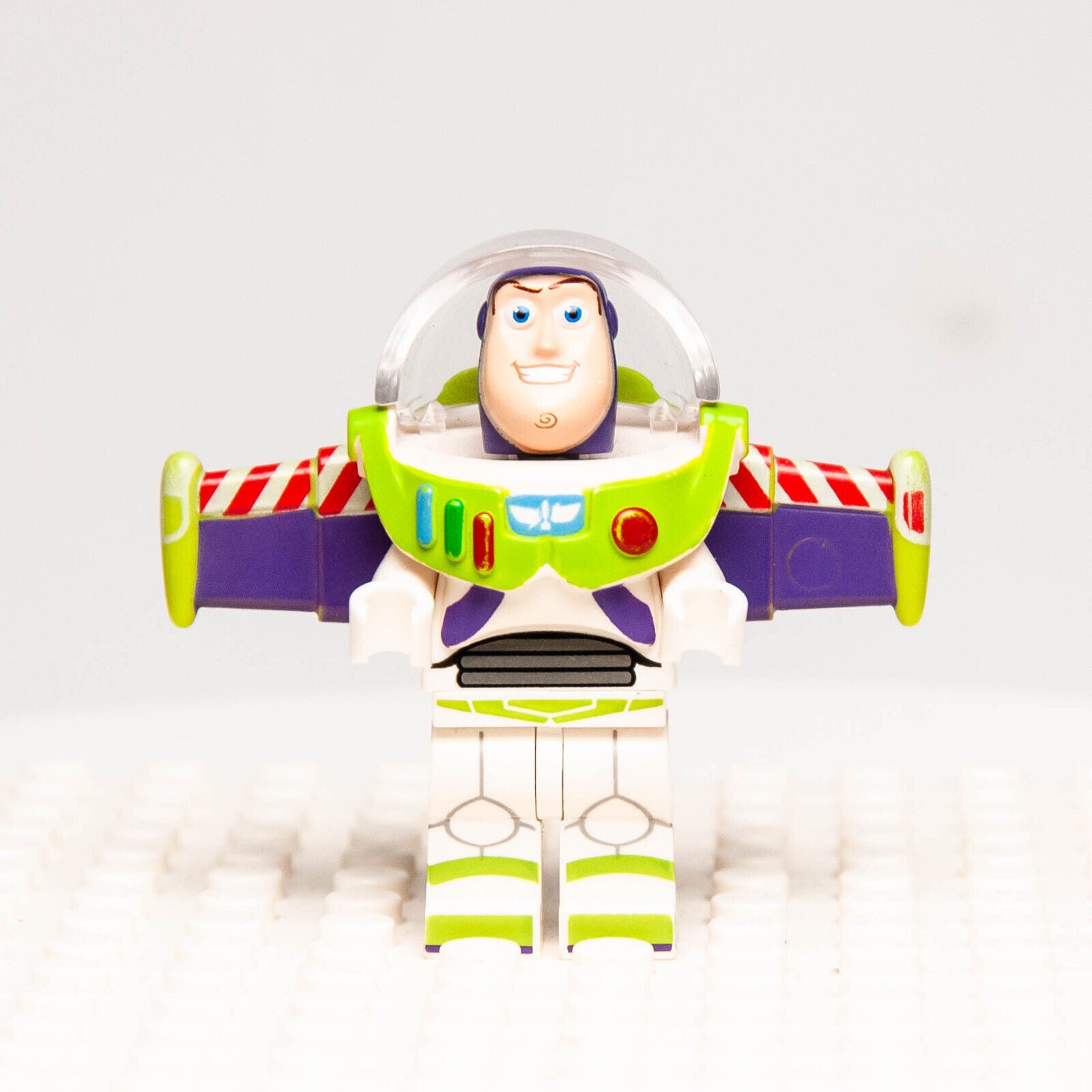 LEGO Toy Story Minifigure: Buzz Lightyear (toy004) 7590 7593 7597 7598 - StudBee