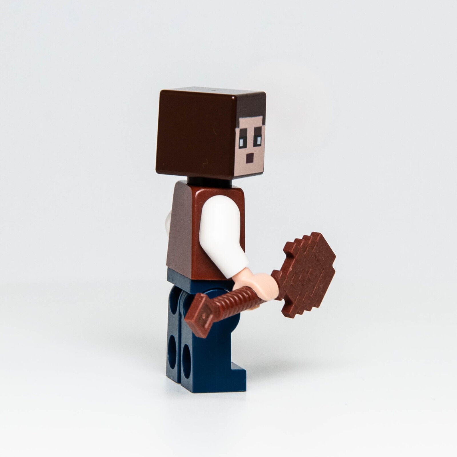 LEGO Minecraft Minifigure: Skin 3 Reddish Brown Vest Blue Jeans (min036) 853610 - StudBee