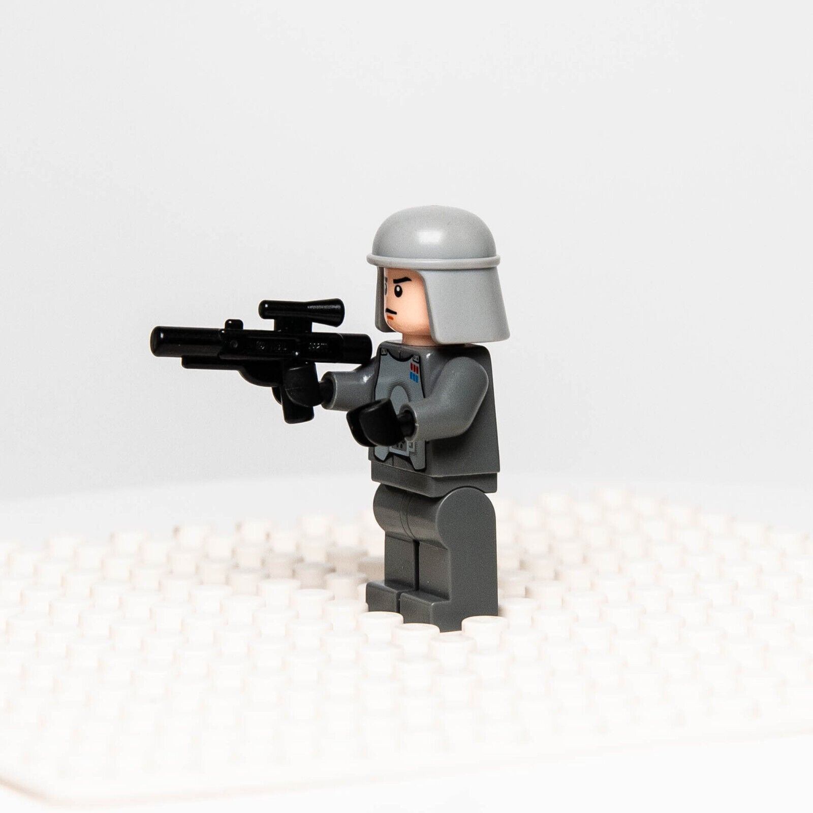 LEGO Minifigure General Maximillian Veers (sw0289) Star Wars AT-AT Hoth 8129 - StudBee
