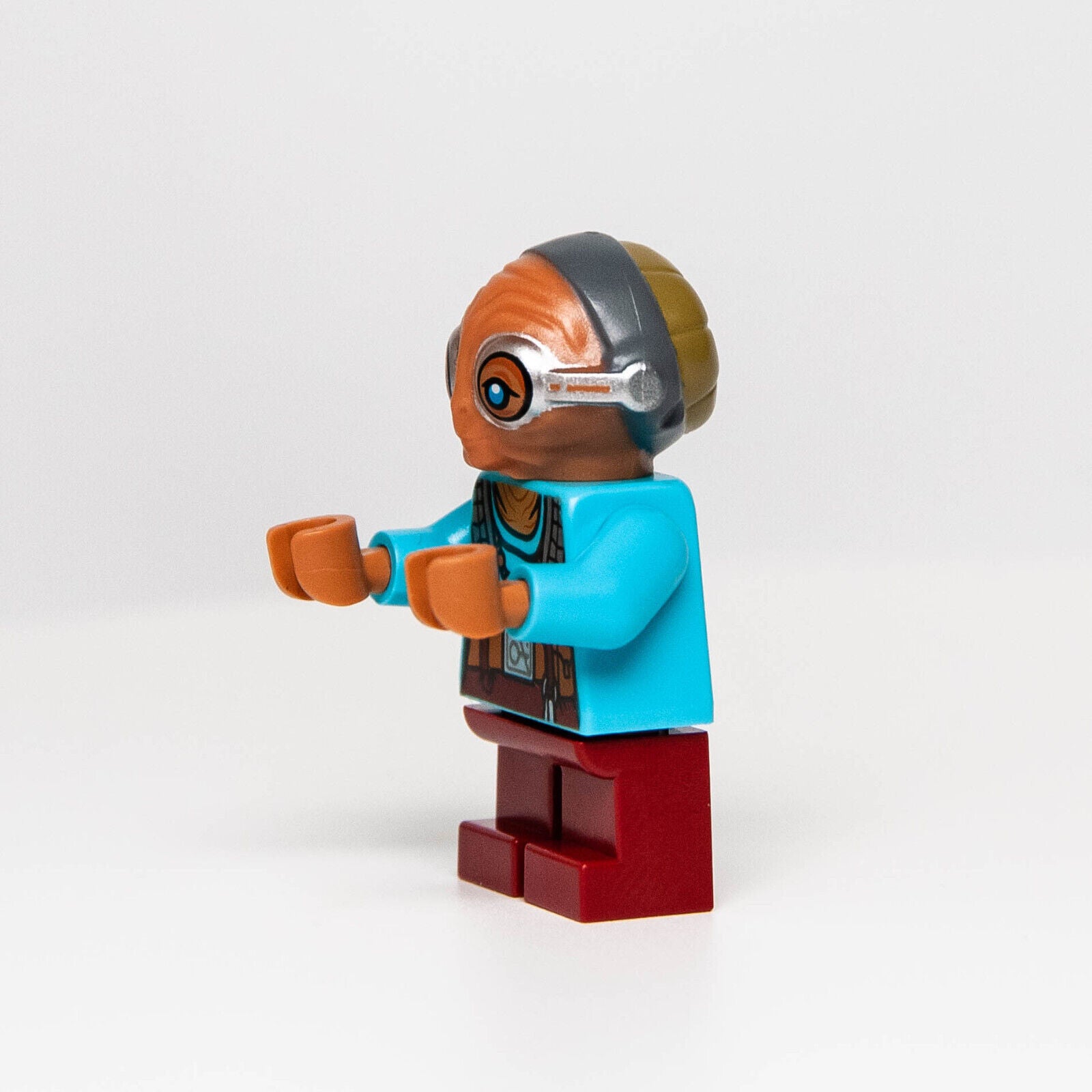 LEGO Star Wars Maz Kanata Minifigure 75139 (sw0703) - StudBee