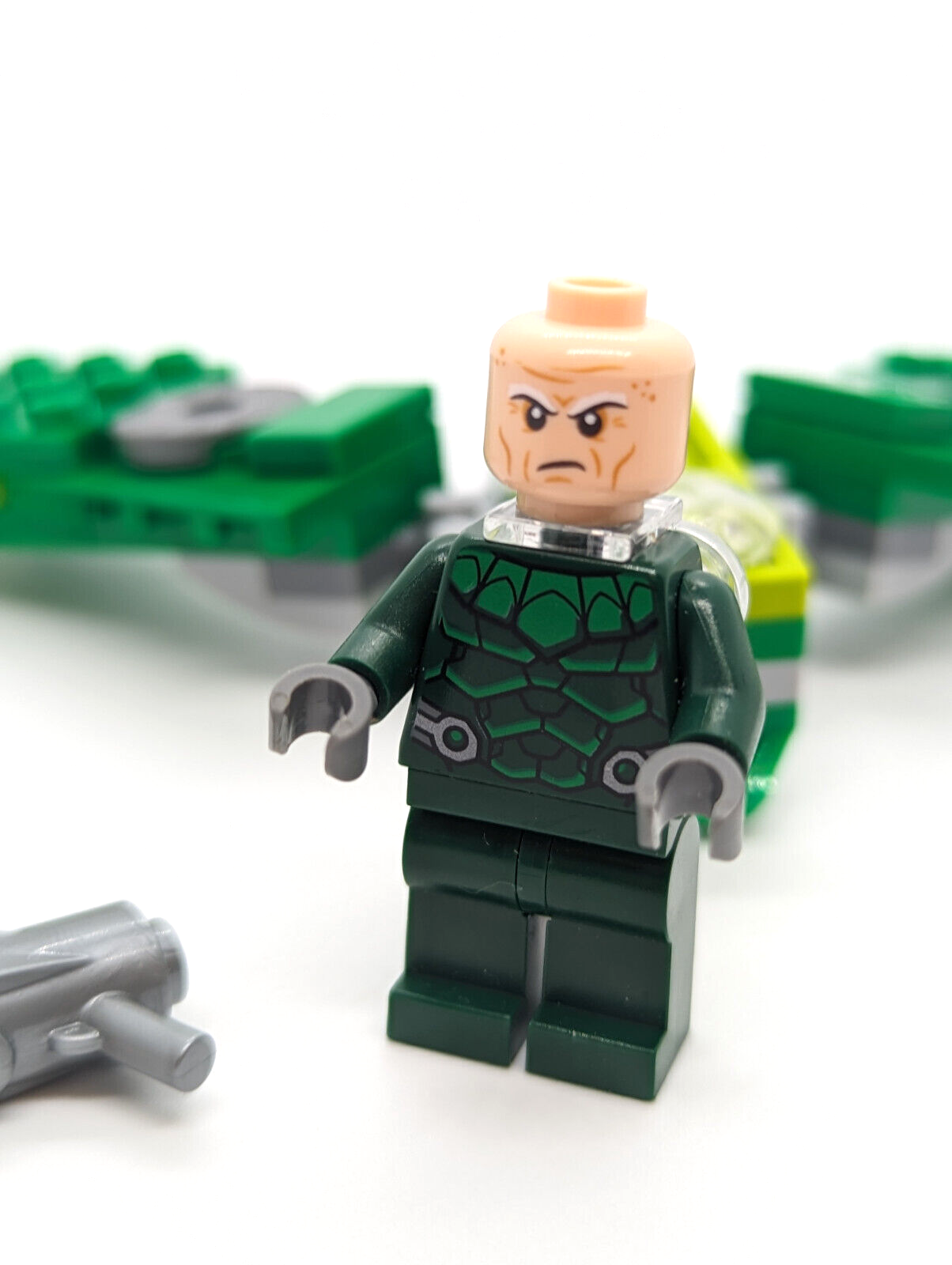 LEGO Marvel Spider-Man The Vulture Minifigure w/ Wings and Weapon 76114 sh538 - StudBee