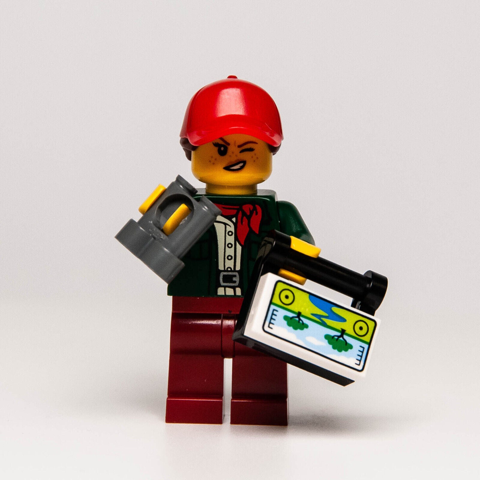 NEW LEGO Wildlife Safari Tourist Female Minifigure (cty1099) 60267 - StudBee