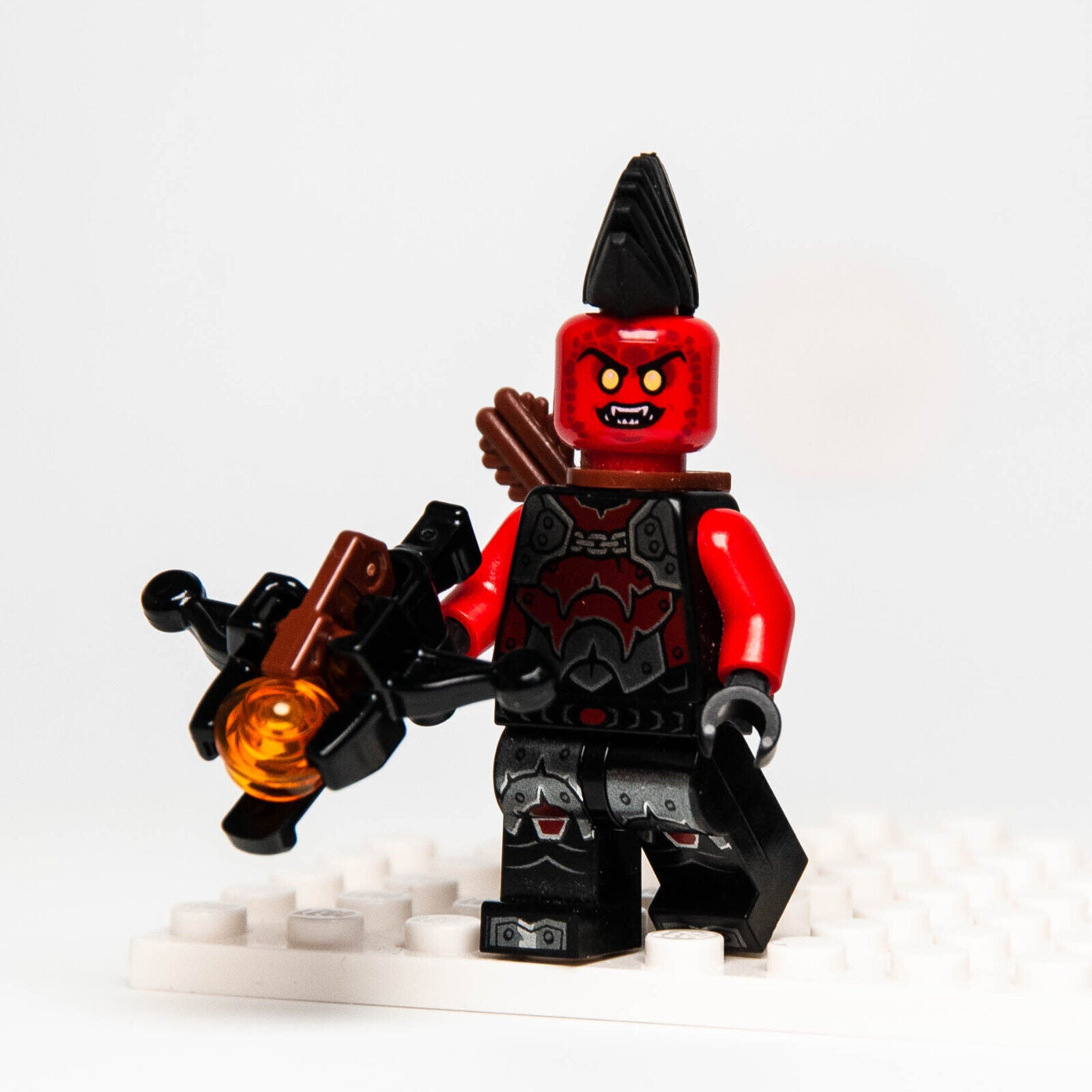 Lego Nexo Knights Minifigure - Flame Thrower (Lava Fighter) 271605 (nex052) - StudBee