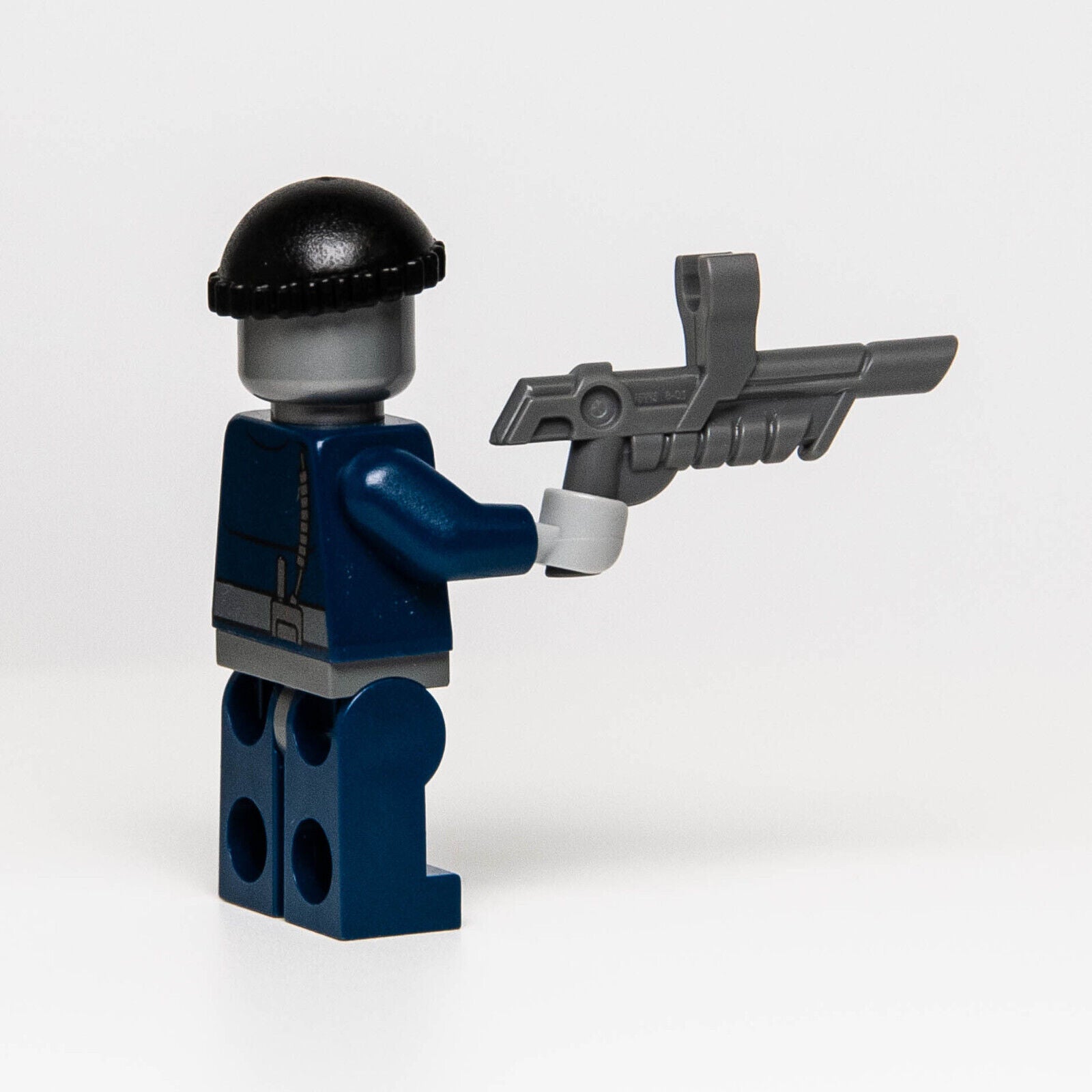 LEGO Movie Minifigure Robo SWAT Police w/ Knit Cap (tlm045) Book Exclusive - StudBee