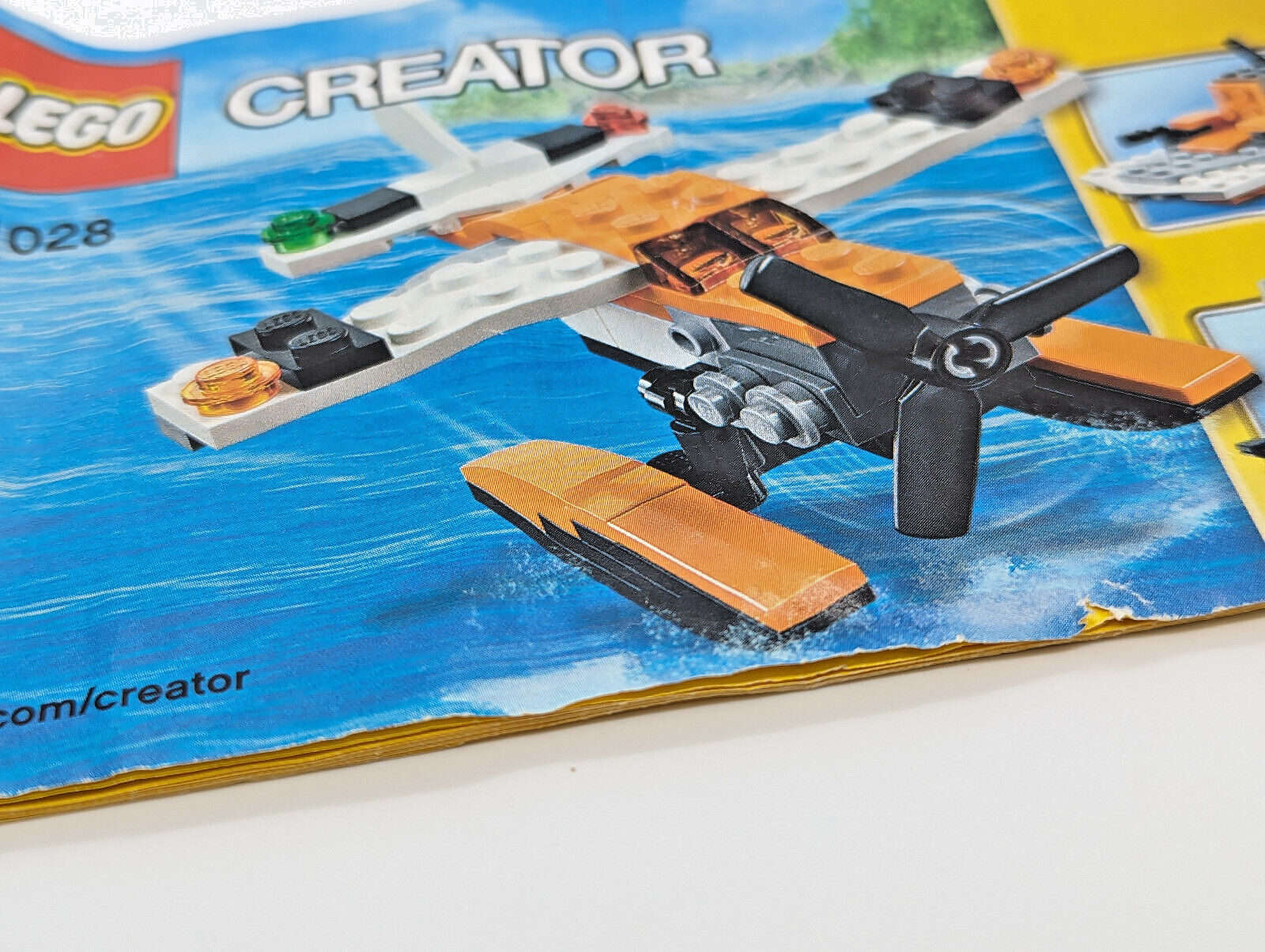 LEGO 3 in 1 CREATOR 31028 Sea Plane (2015) Complete w/ Instructions - StudBee
