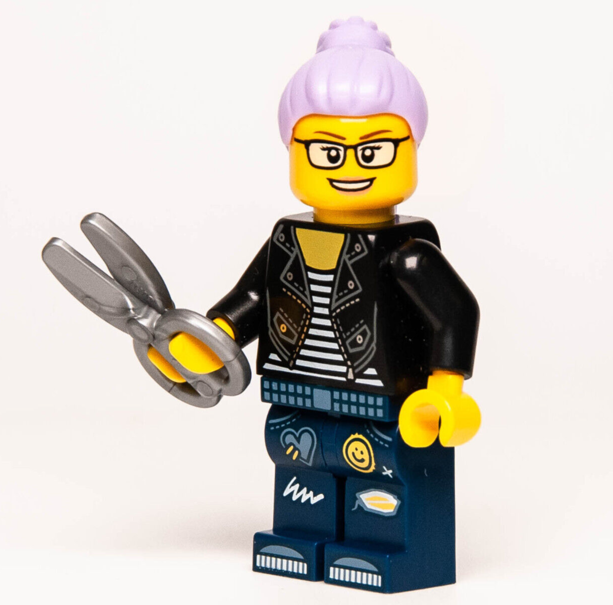 New LEGO BAM 2024 Minifigure - Female Hairdresser Stylist Long Lavender Ponytail - StudBee