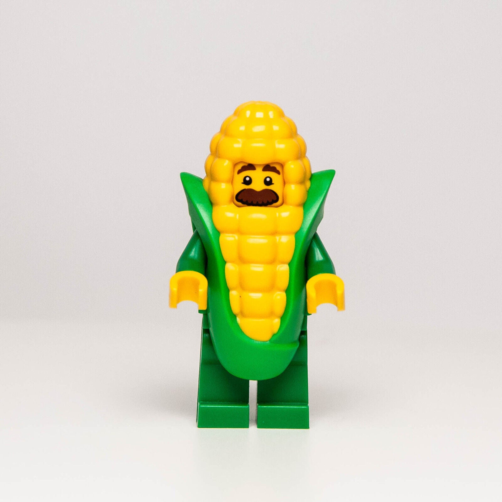 LEGO CMF Minifigure - Series 17 - Corn Cob Guy (col289) - StudBee