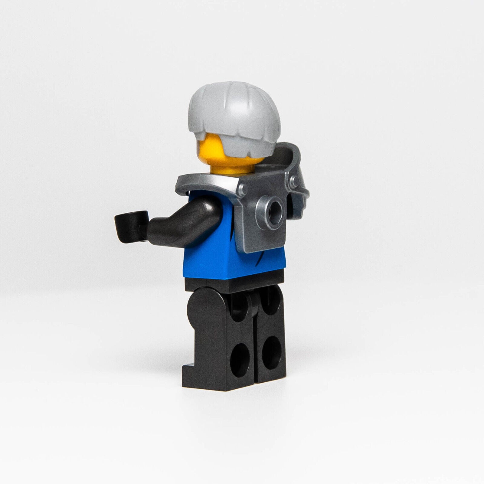 NEW LEGO Medieval Male Knight Minifigure (IDEA085) Black Falcon 21325 - StudBee