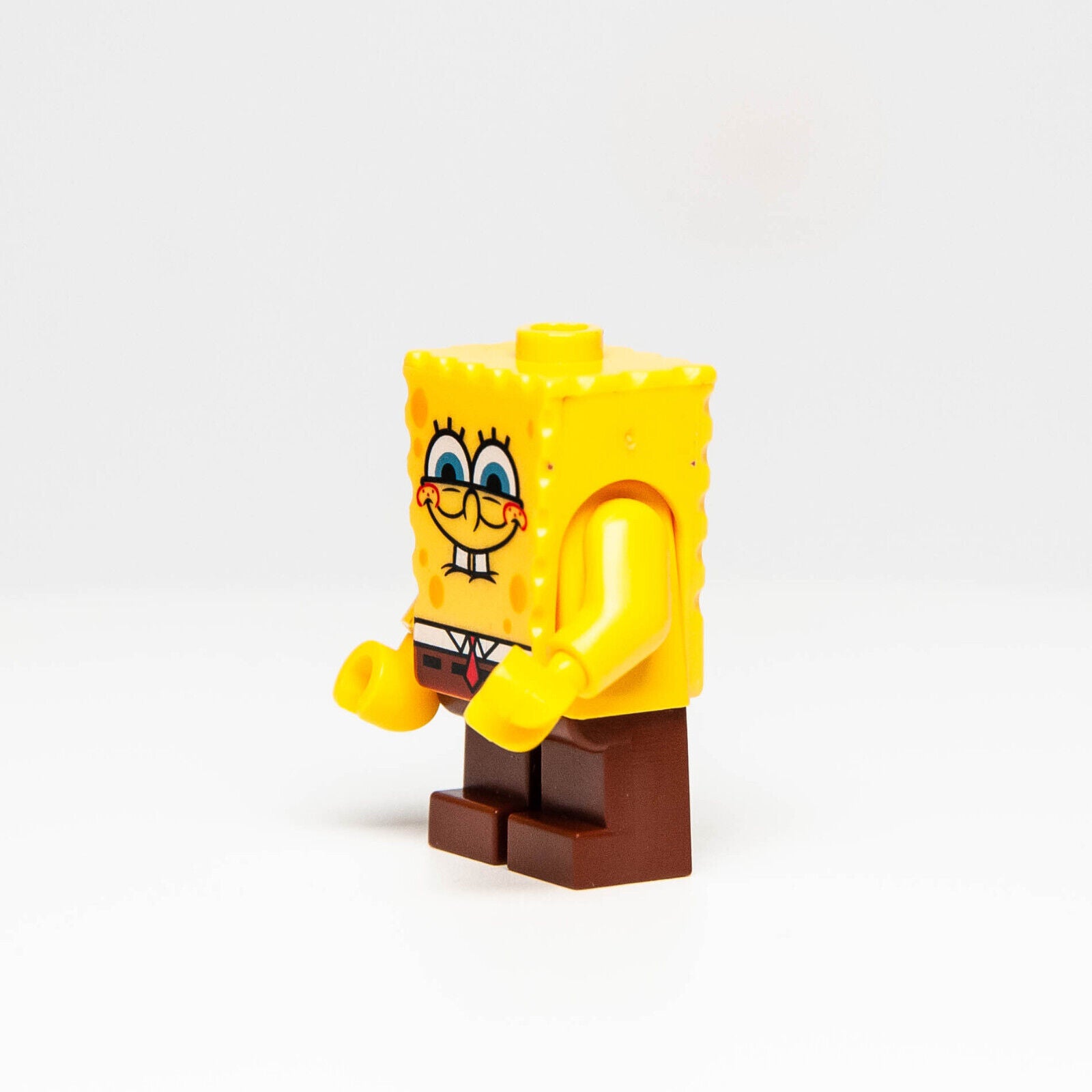 LEGO SpongeBob SquarePants Smile with Squint Minifigure (bob019) 3834 Bikini - StudBee