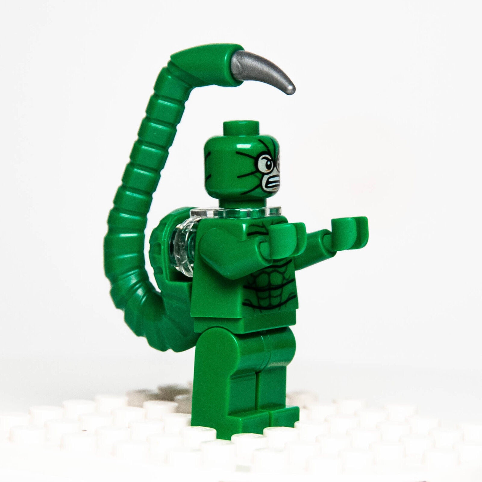 Lego Spider-Man Minifigure - Green Scorpion (sh0269) 10754 76057