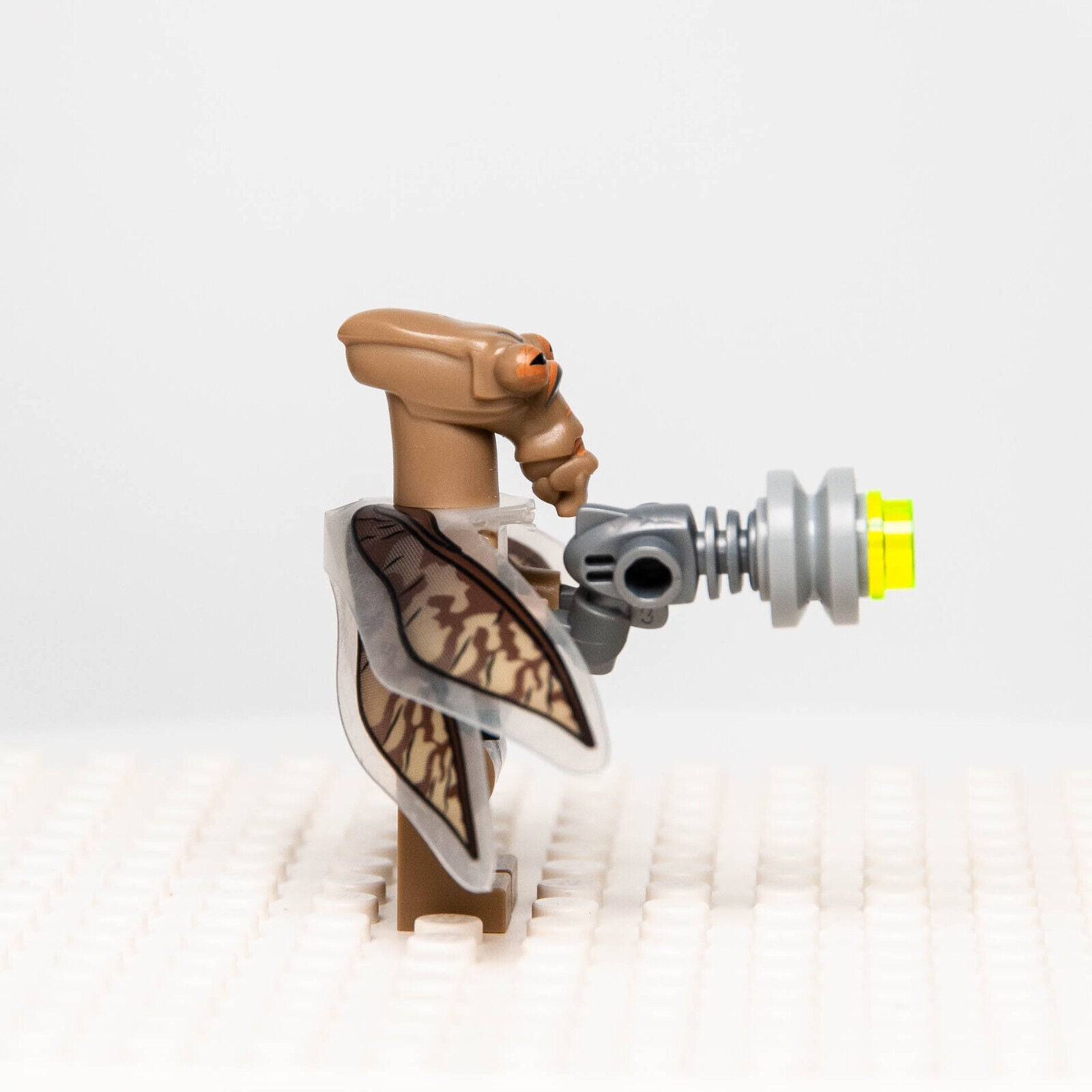 LEGO Star Wars 9491 Clone Wars Geonosian Warrior Minifigure (sw0381) - StudBee