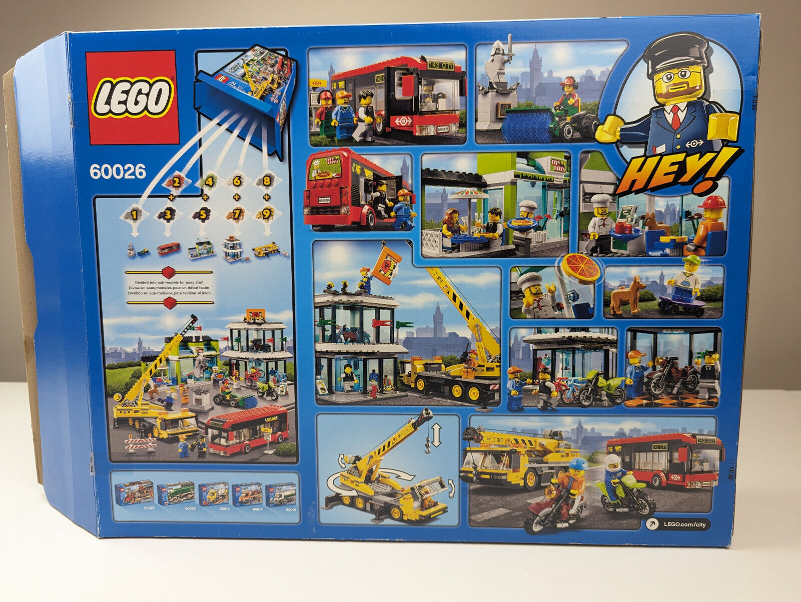 LEGO CITY: Town Square (60026) 100% Complete w/ Box, Instructions - StudBee