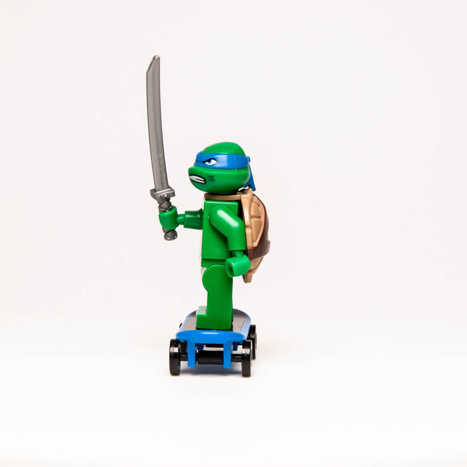 LEGO TMNT Leonardo Minifigure: Gritted Teeth, Smudges Ninja Turtle 79118 (tnt024 - StudBee