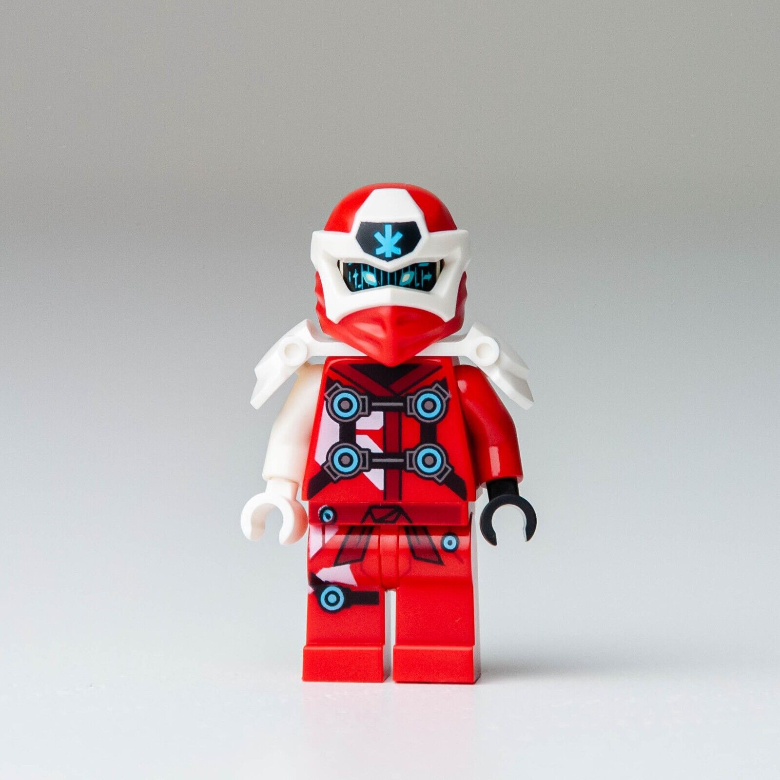 New LEGO Kai - Digi Kai, Armor Shoulder Minifigure - Arcade Pod - 71714 (njo568 - StudBee