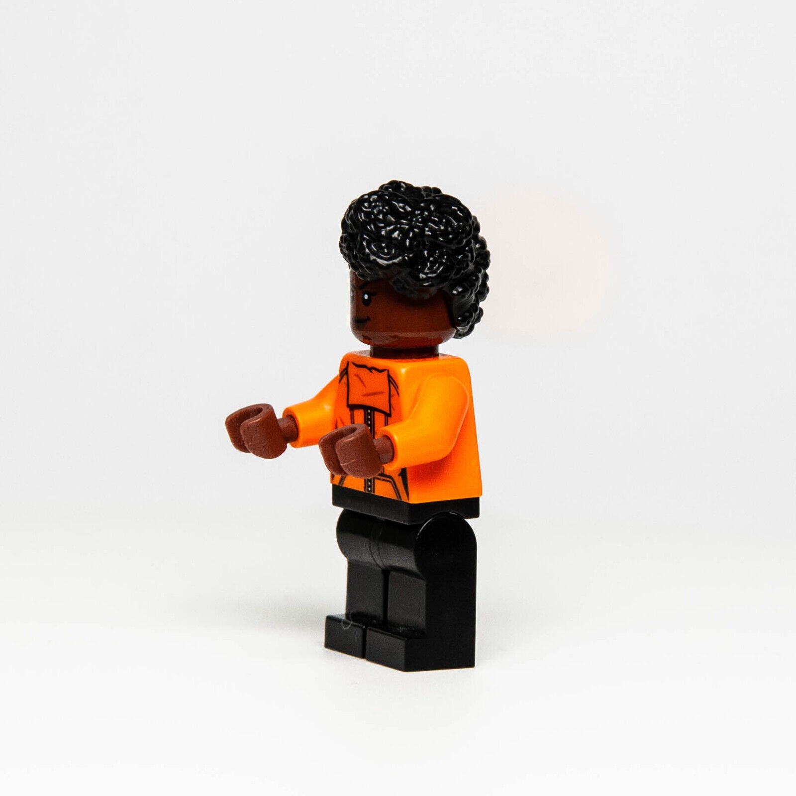 LEGO Marvel Minifigure - Shuri (sh512) Orange Top Avengers 76103 - StudBee
