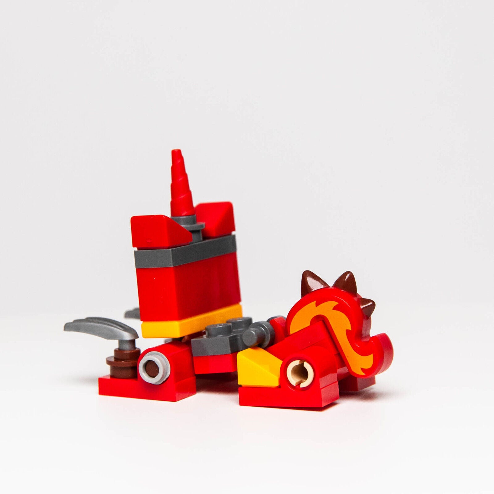 NEW LEGO  Unikitty - Warrior Kitty Minifigure - Movie Maker (tlm179) - StudBee