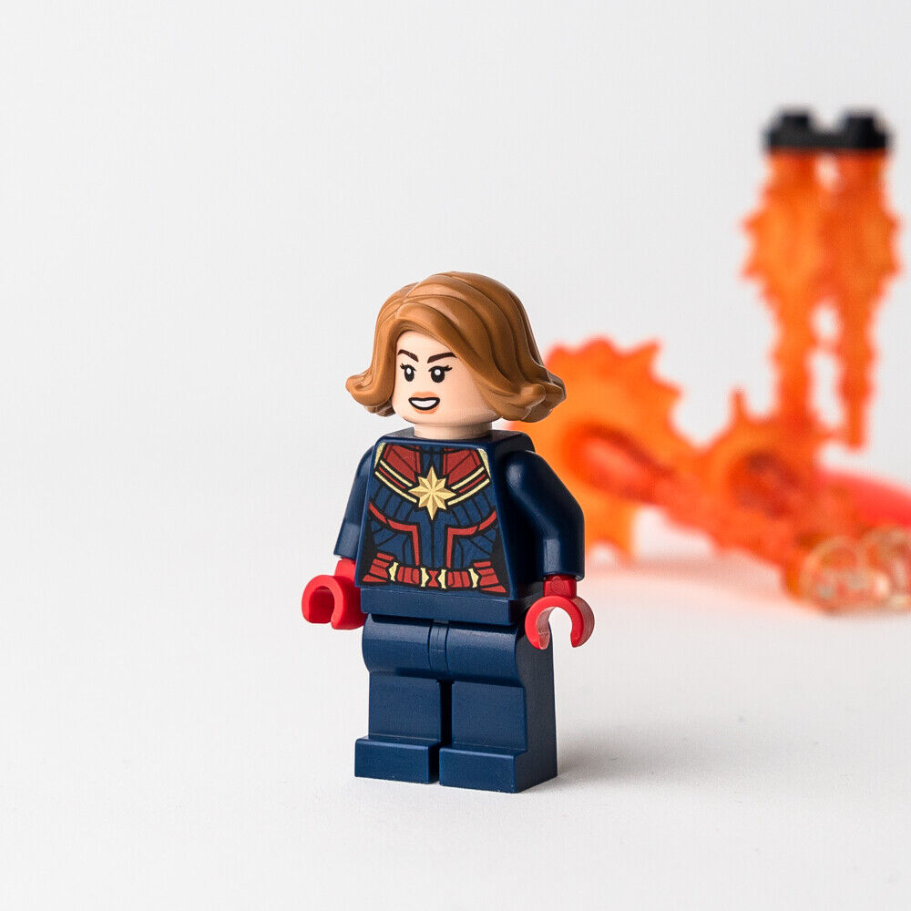 New LEGO Captain Marvel (w/ Power Bursts) Minifigure - Marvel Avengers  (sh555) - StudBee