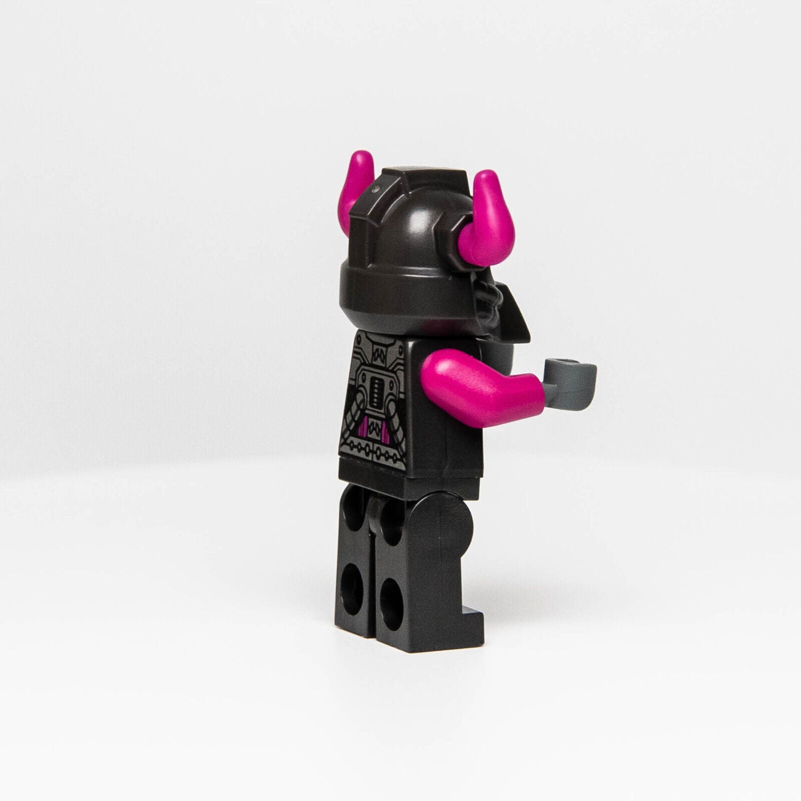 NEW LEGO Ironclad Henchman Minifigure (mk002) 80013 80016 - StudBee