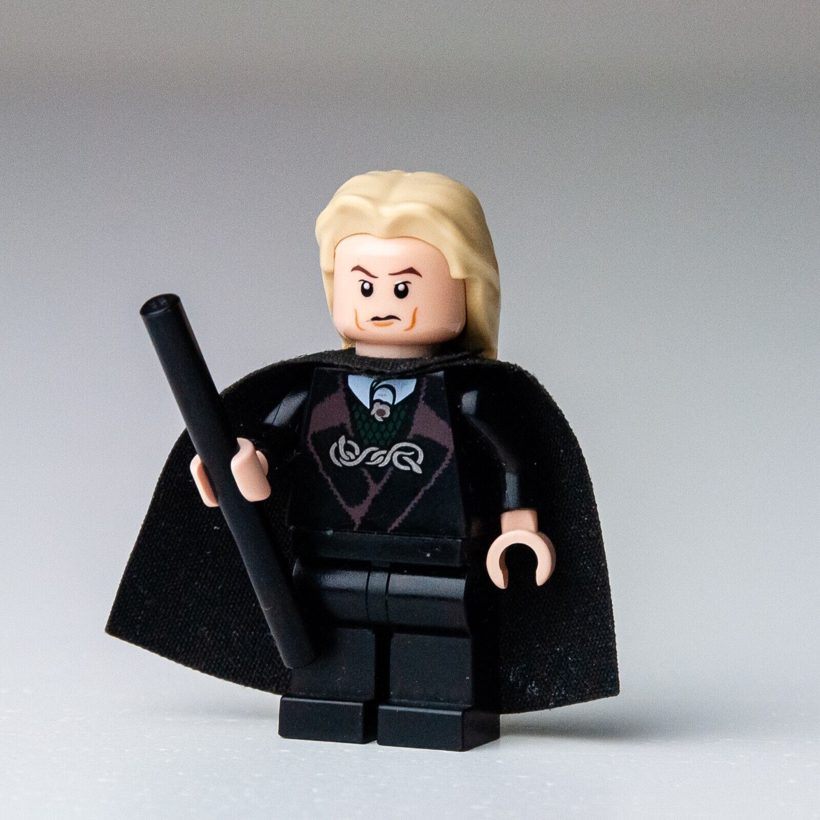 LEGO Lucius Malfoy - Harry Potter - 10217 4736 4867 (hp104) Minifigure - StudBee