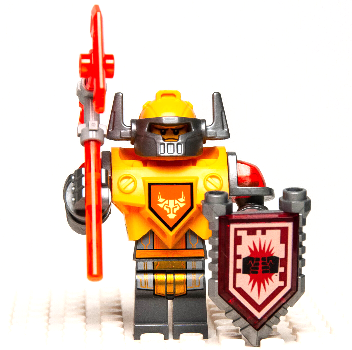 Lego Nexo Knights Minifigure - Battle Suit Axl w/ Shield & Weapon (nex079) 70365 - StudBee