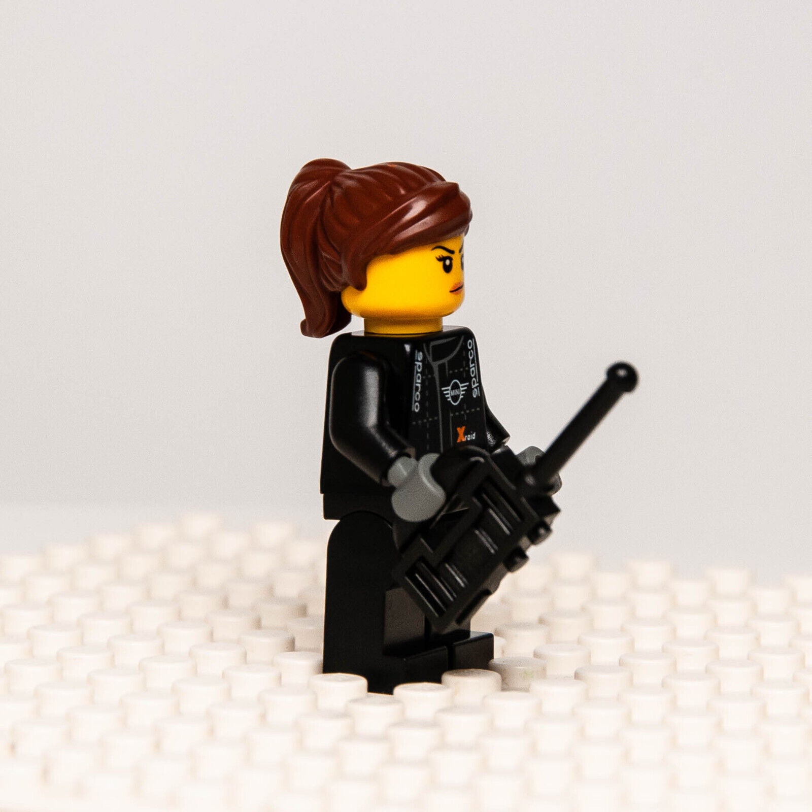 Lego MINI John Cooper Works Mechanic, Female Minifigure (sc074) 75894 - StudBee