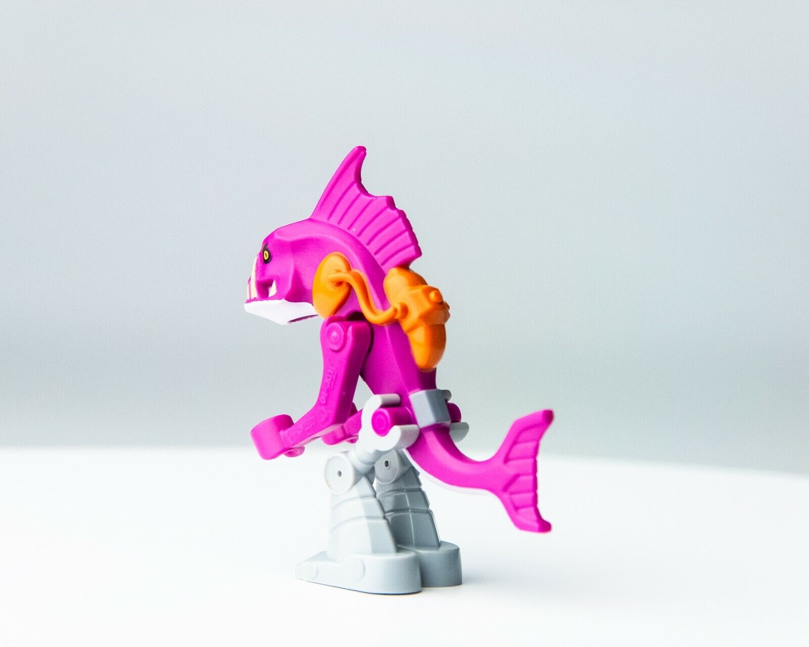 LEGO Fishface - Stealth Shell in Pursuit - 79102 (tnt014) Minifigure - StudBee