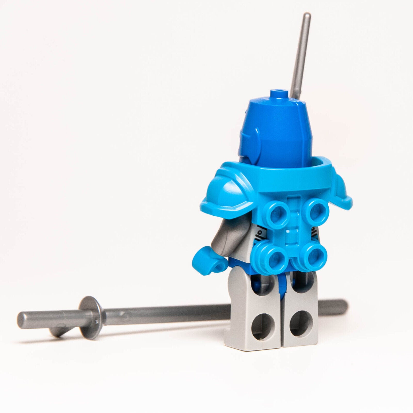 Lego Nexo Knights Minifigure: Royal Soldier / King's Guard (nex039b) 70318 30376 - StudBee