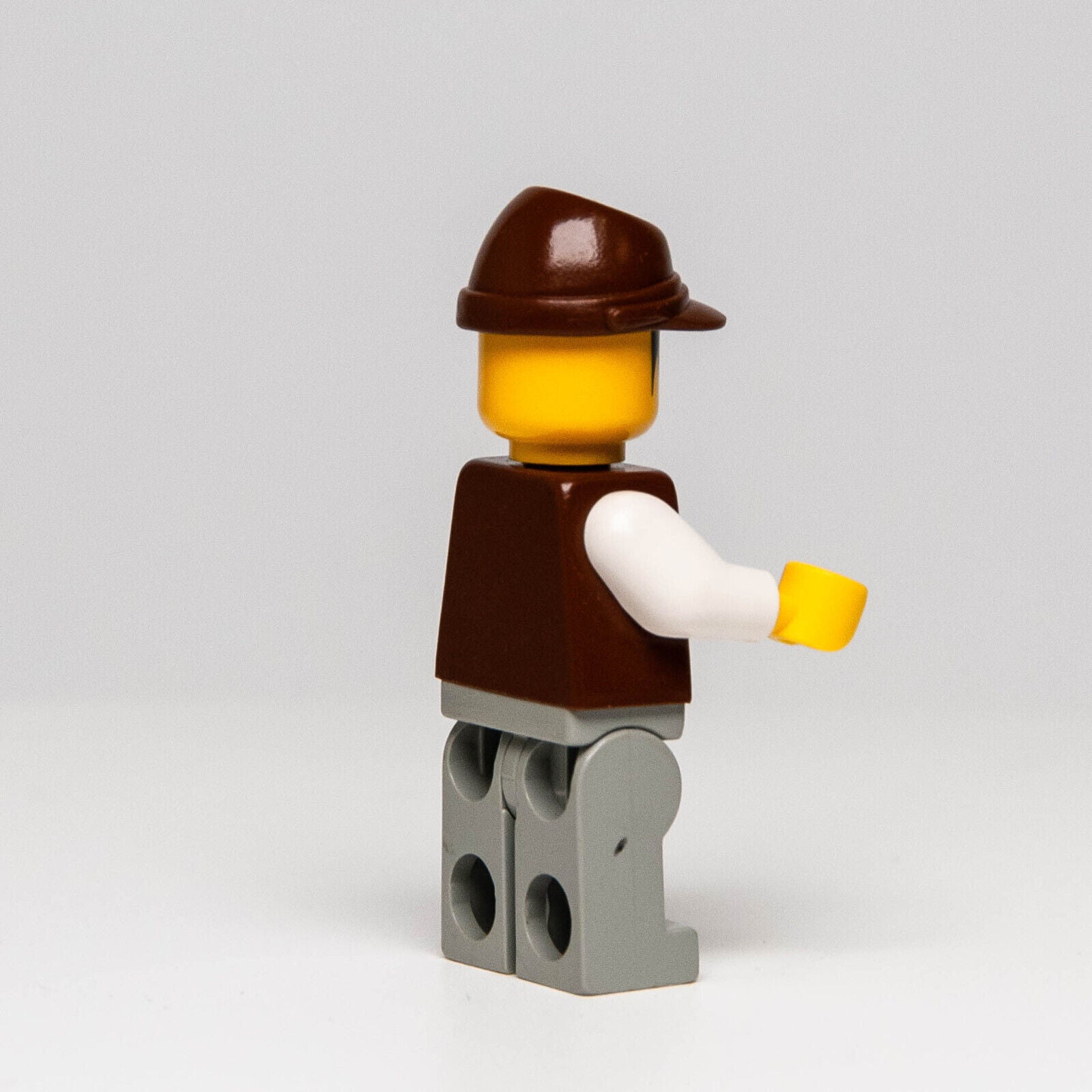 LEGO Mike - Adventurers -  (adv014) Minifigure - StudBee