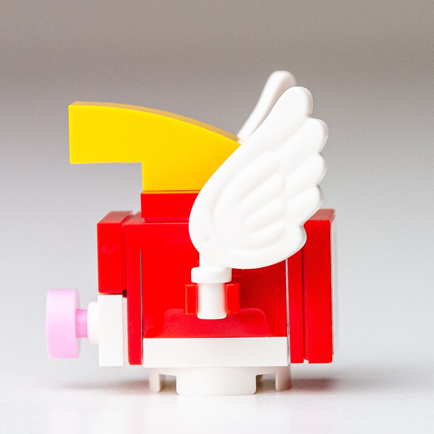 New LEGO Cheep Cheep Minifigure - Toad's Treasure Hunt - 71368 (mar0018) - StudBee