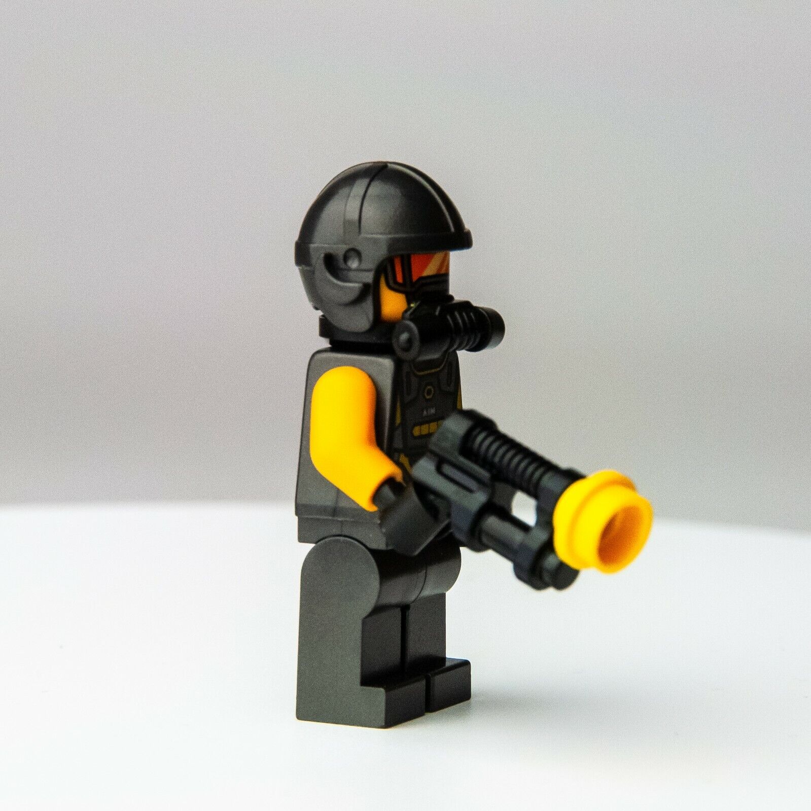 New LEGO AIM Agent - Marvel - 76166 76143 (sh624) Minifigure - StudBee