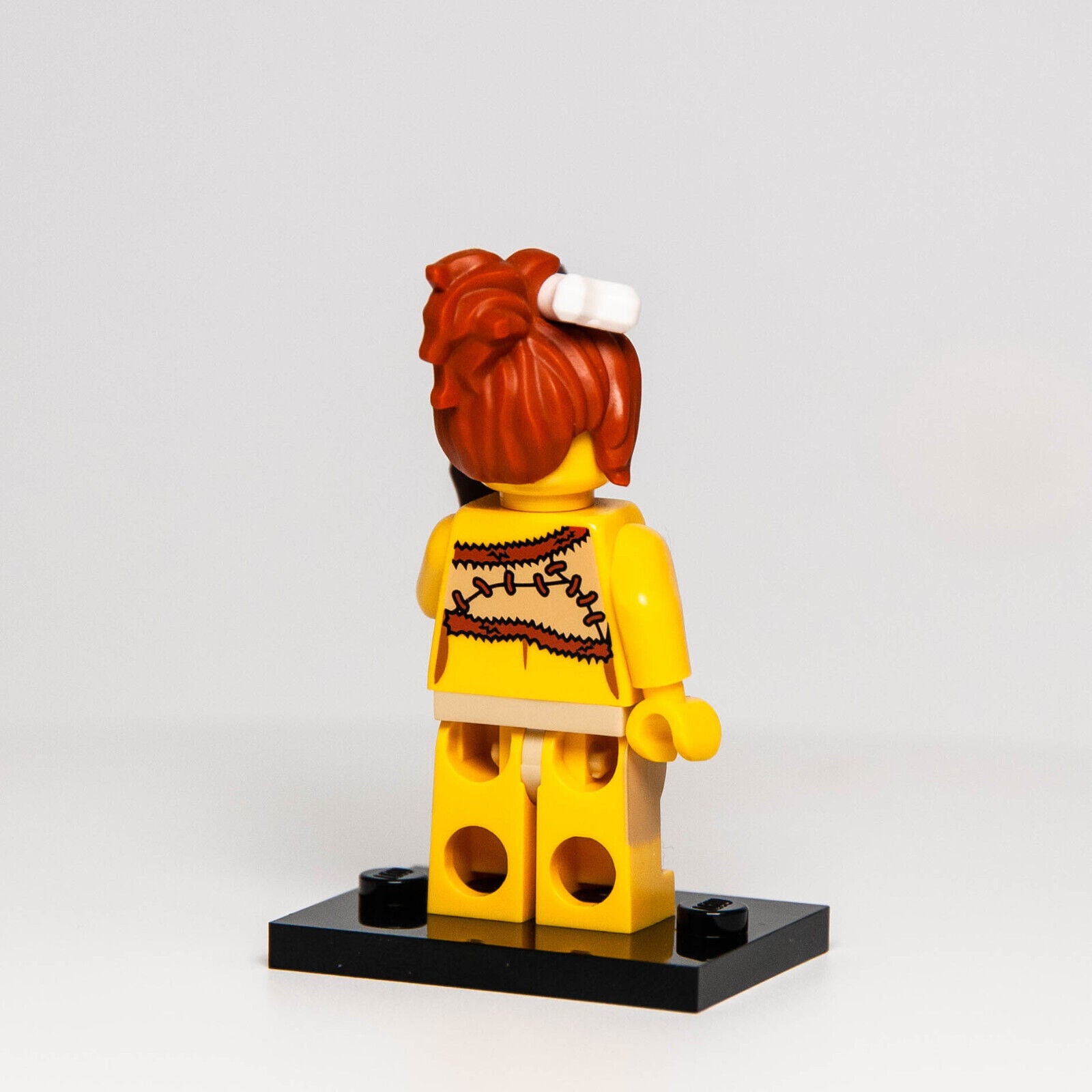 New LEGO CMF Series 5 Minifigure - Cave Woman 8805 (col05-5) - StudBee